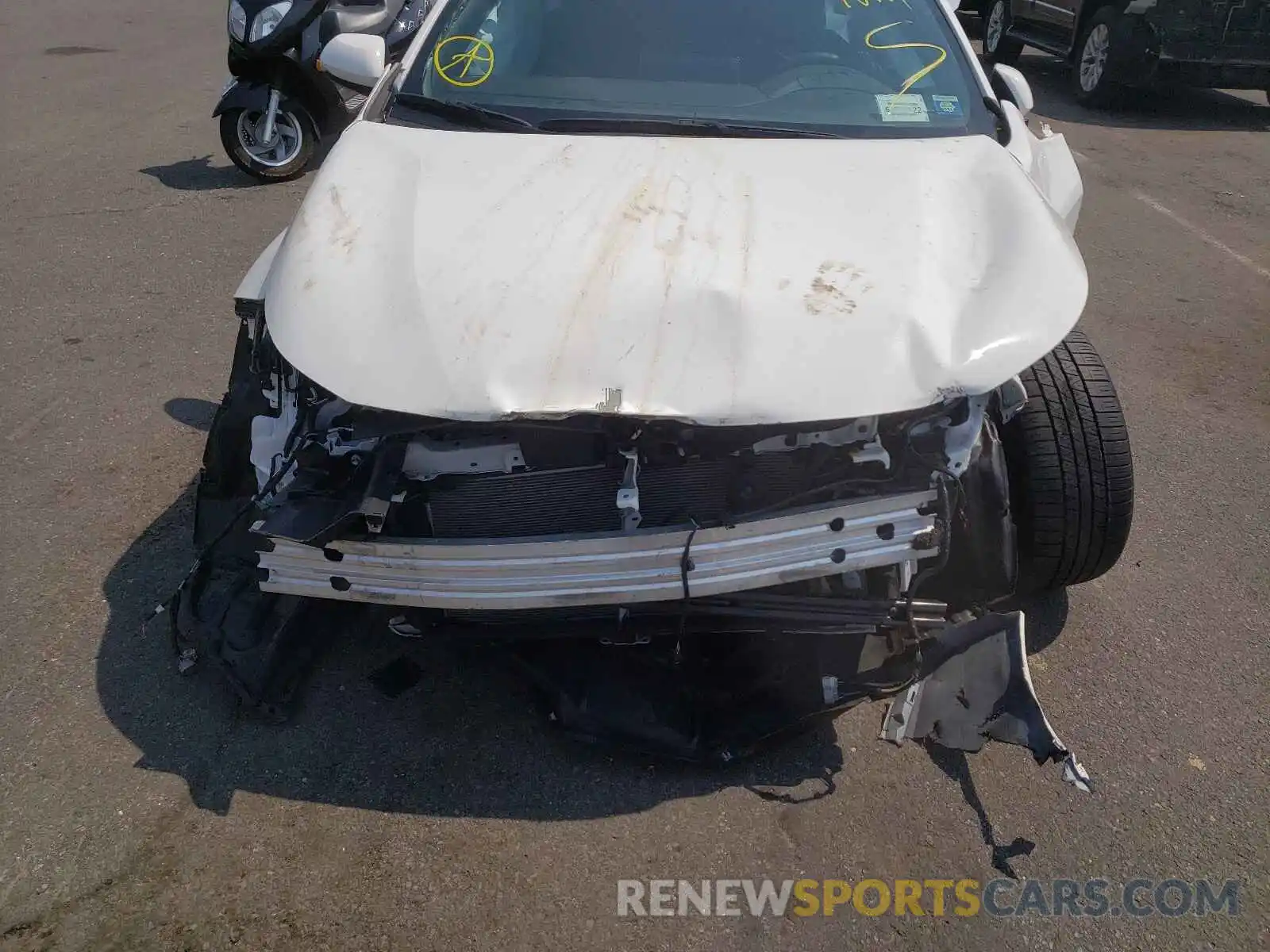 7 Photograph of a damaged car 5YFP4RCE6LP037997 TOYOTA COROLLA 2020