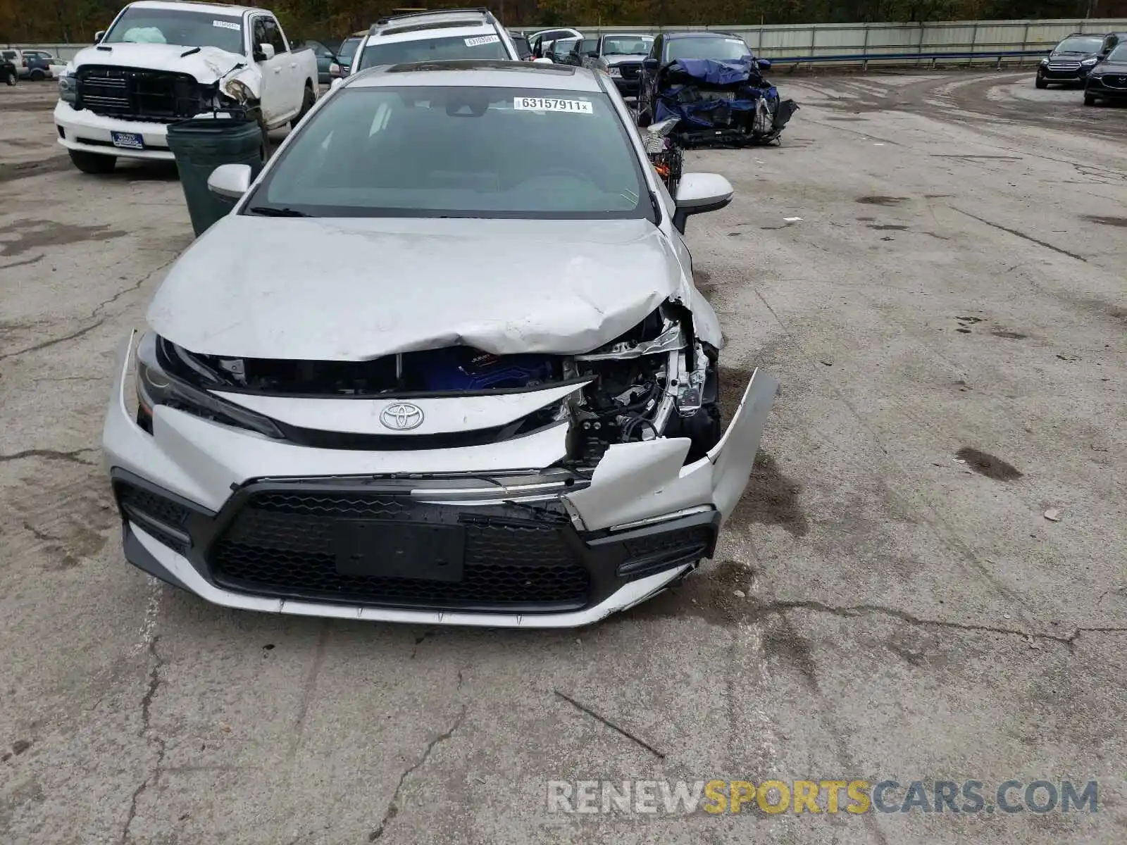 9 Photograph of a damaged car 5YFP4RCE7LP011005 TOYOTA COROLLA 2020