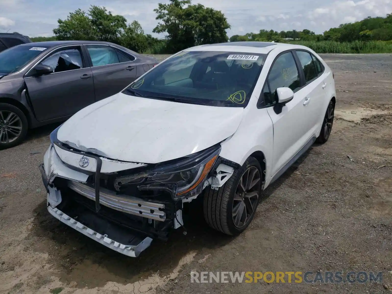 2 Photograph of a damaged car 5YFP4RCE7LP011585 TOYOTA COROLLA 2020