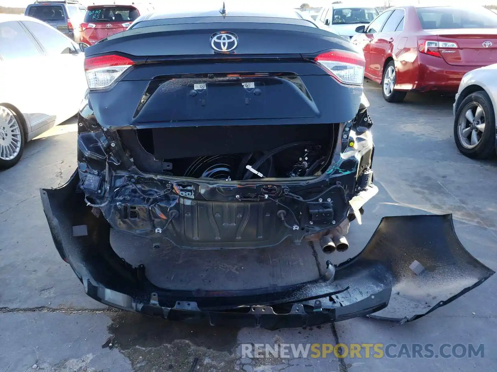 9 Photograph of a damaged car 5YFP4RCE7LP012607 TOYOTA COROLLA 2020