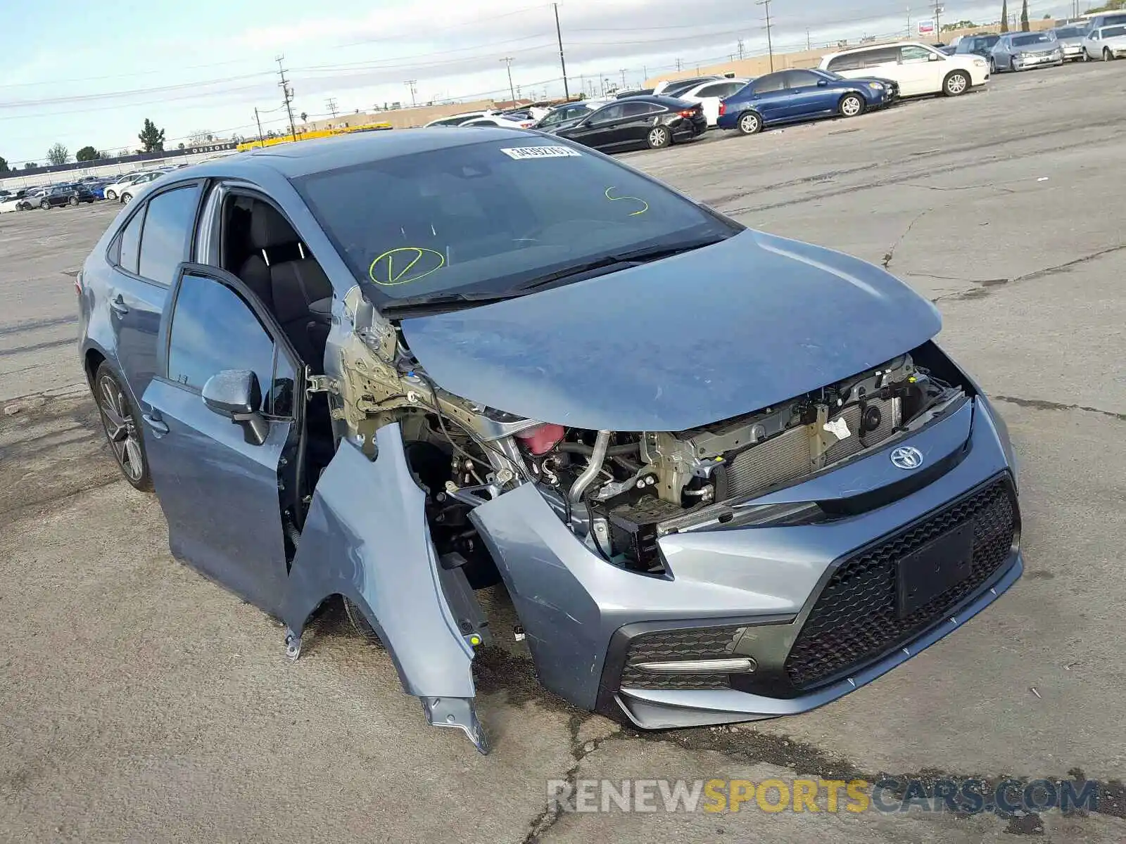 1 Photograph of a damaged car 5YFP4RCE7LP013353 TOYOTA COROLLA 2020