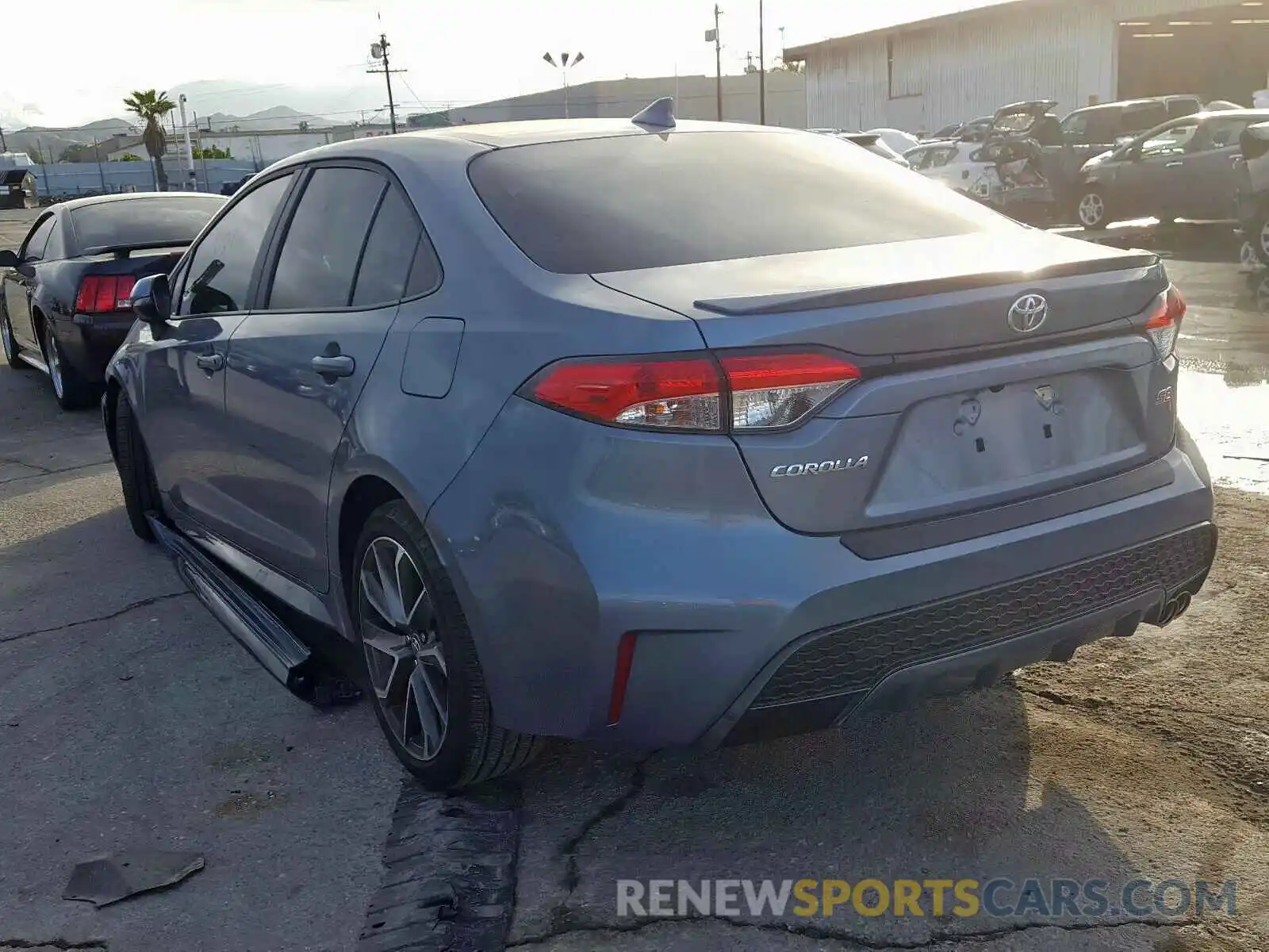 3 Photograph of a damaged car 5YFP4RCE7LP013353 TOYOTA COROLLA 2020