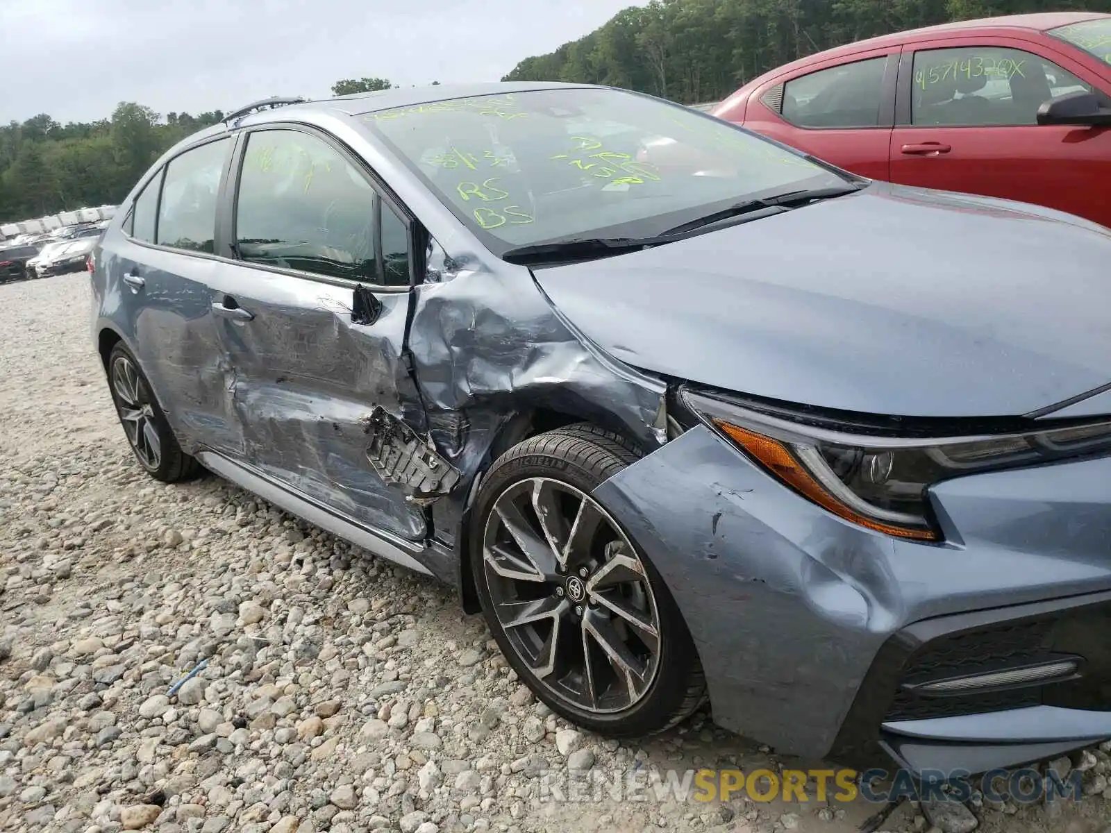 9 Photograph of a damaged car 5YFP4RCE8LP013572 TOYOTA COROLLA 2020