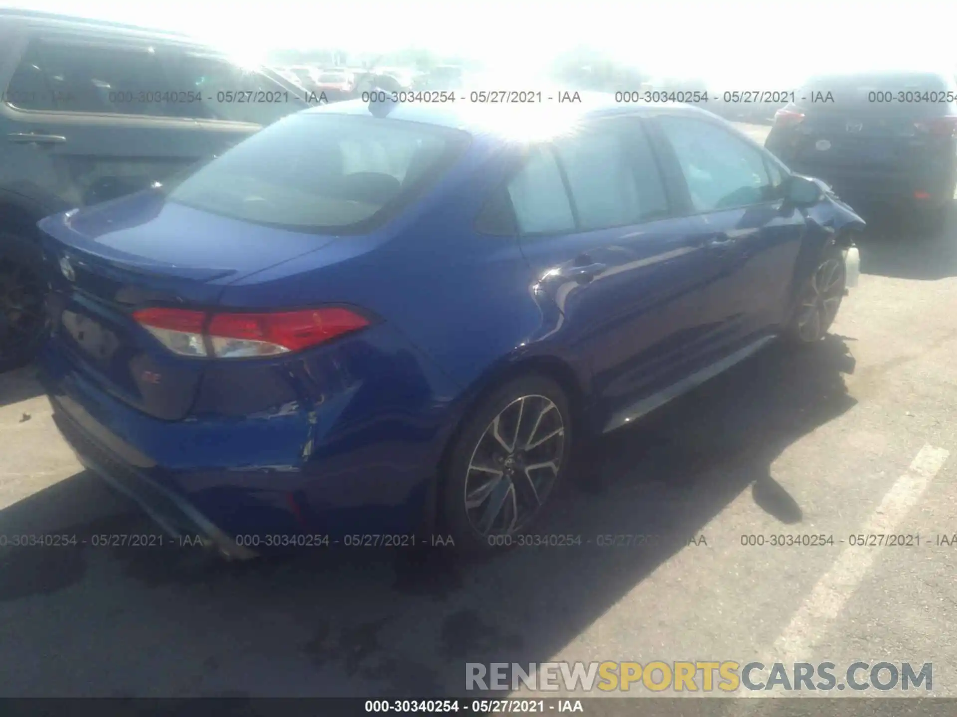 4 Photograph of a damaged car 5YFP4RCE8LP013670 TOYOTA COROLLA 2020