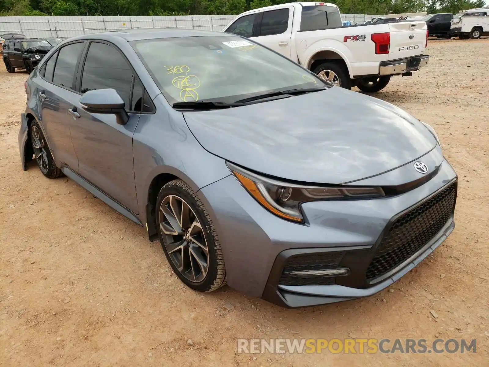 1 Photograph of a damaged car 5YFP4RCE9LP008493 TOYOTA COROLLA 2020