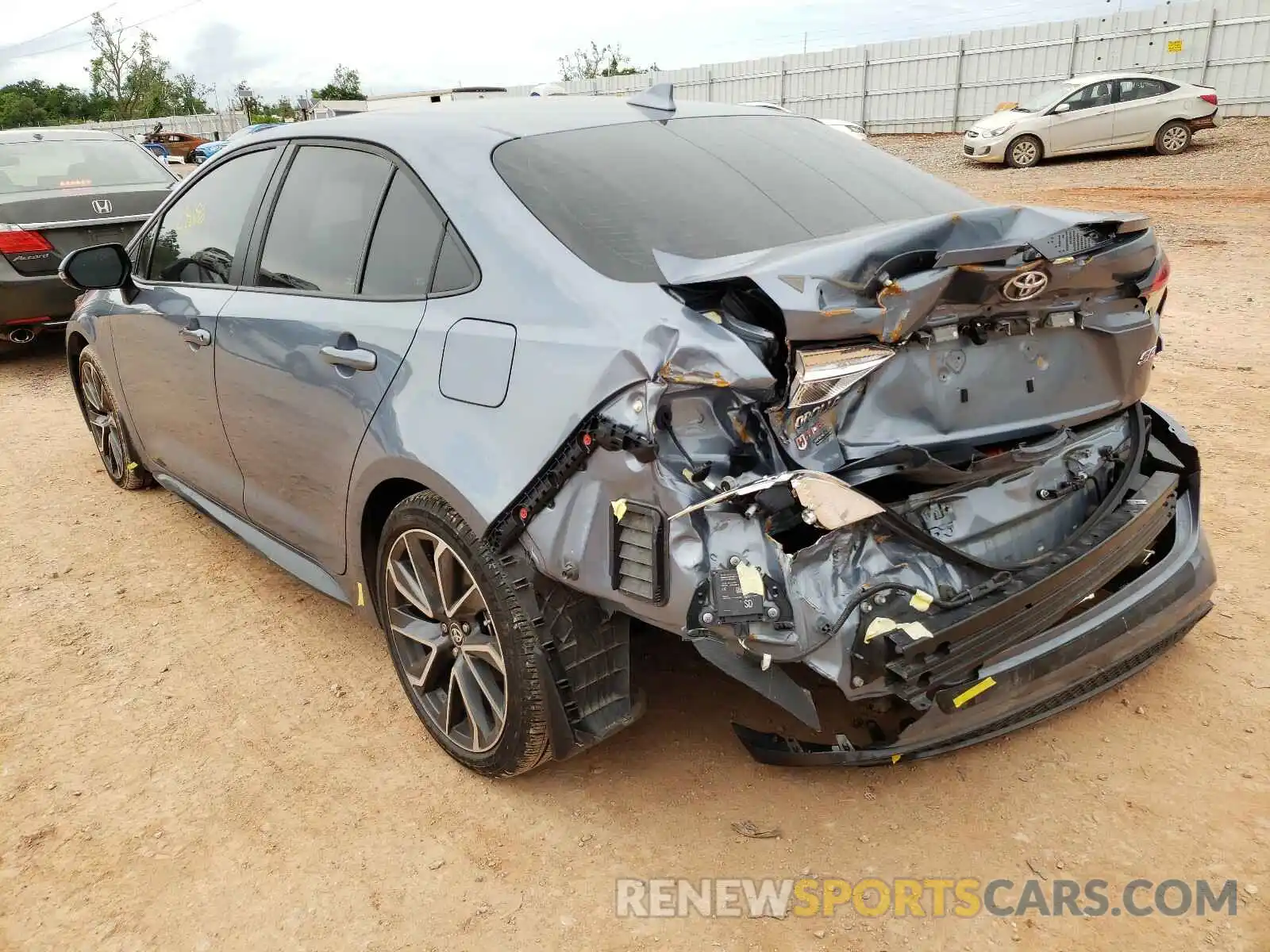 3 Photograph of a damaged car 5YFP4RCE9LP008493 TOYOTA COROLLA 2020