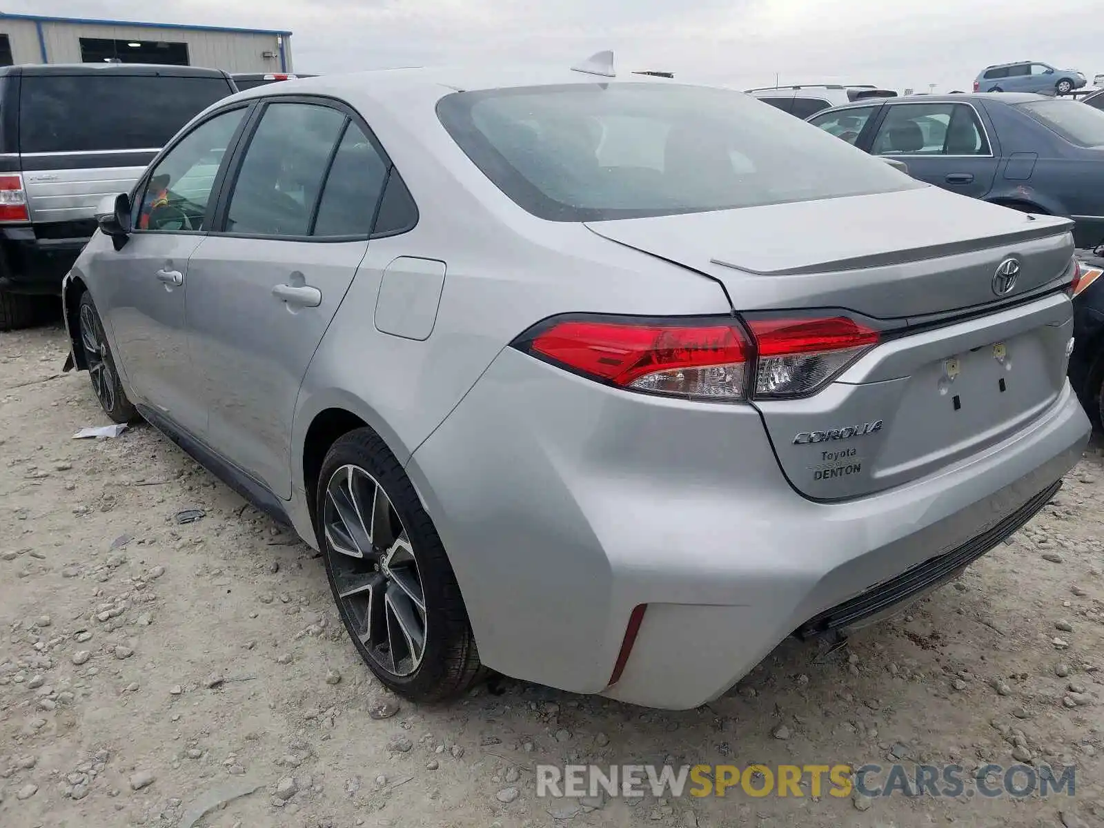 3 Photograph of a damaged car 5YFP4RCE9LP010339 TOYOTA COROLLA 2020