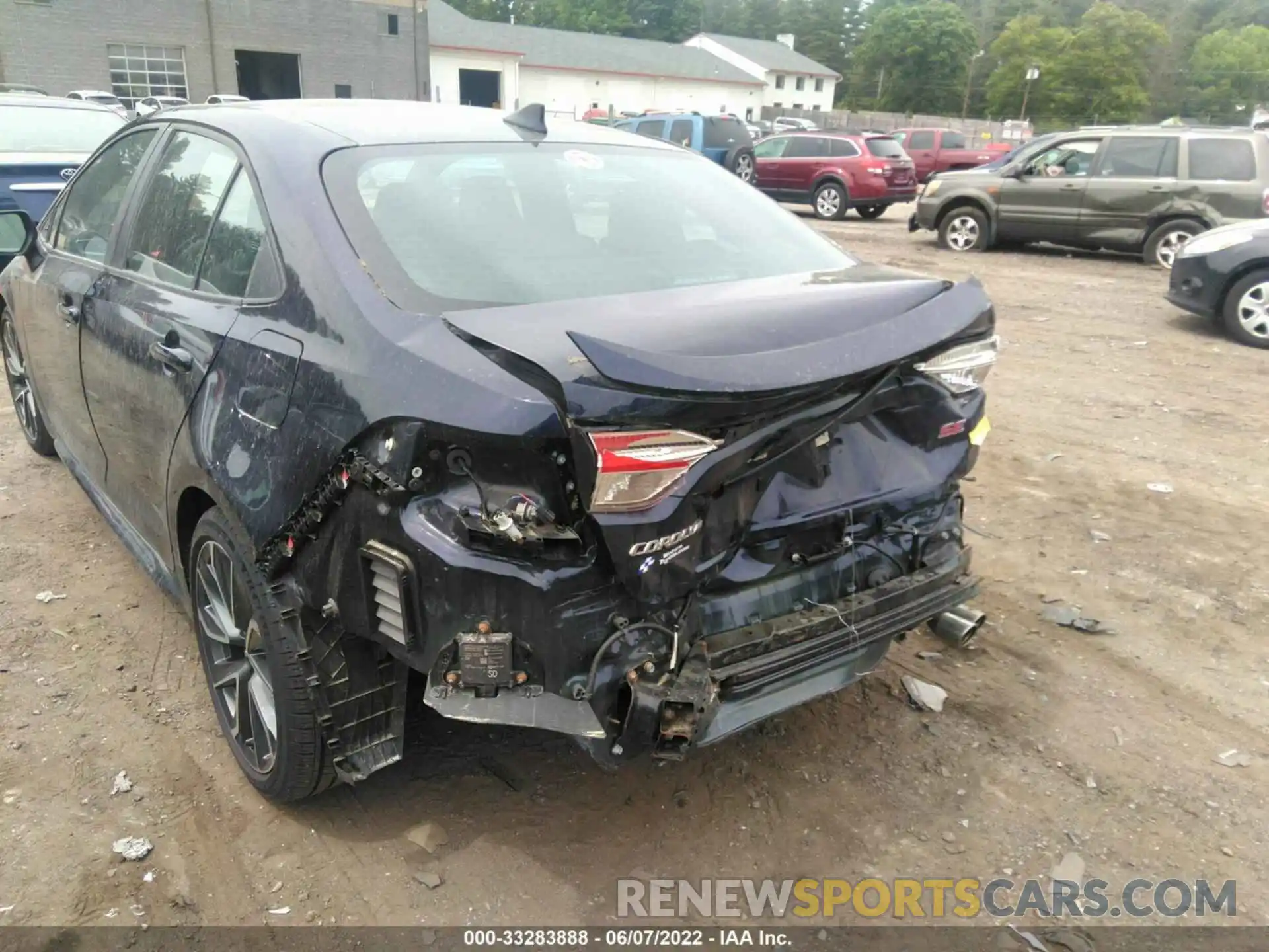 6 Photograph of a damaged car 5YFP4RCE9LP015105 TOYOTA COROLLA 2020