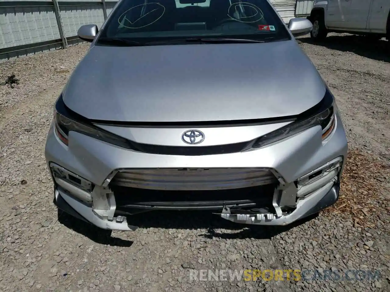 9 Photograph of a damaged car 5YFP4RCE9LP015282 TOYOTA COROLLA 2020