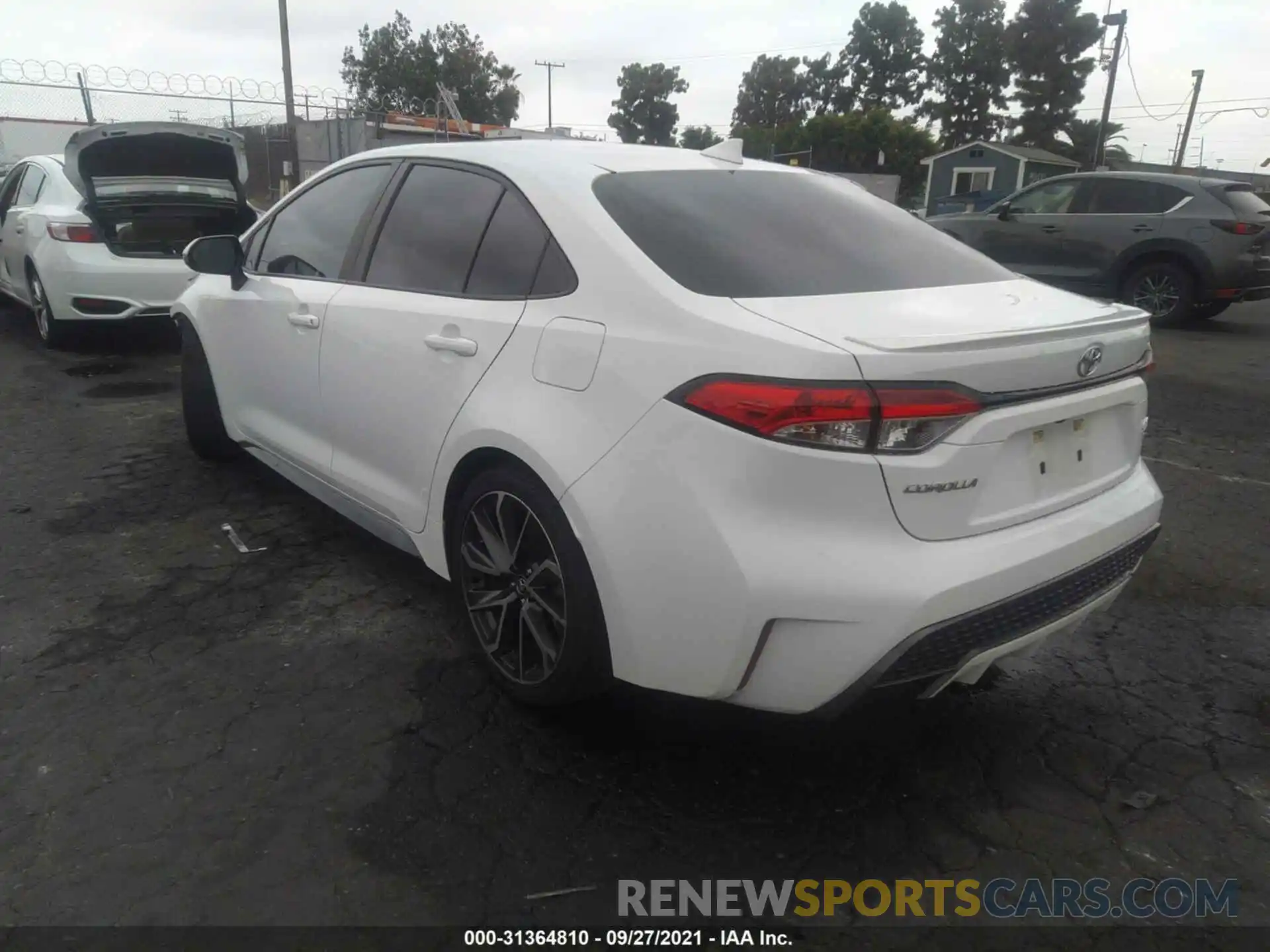 3 Photograph of a damaged car 5YFP4RCE9LP016920 TOYOTA COROLLA 2020