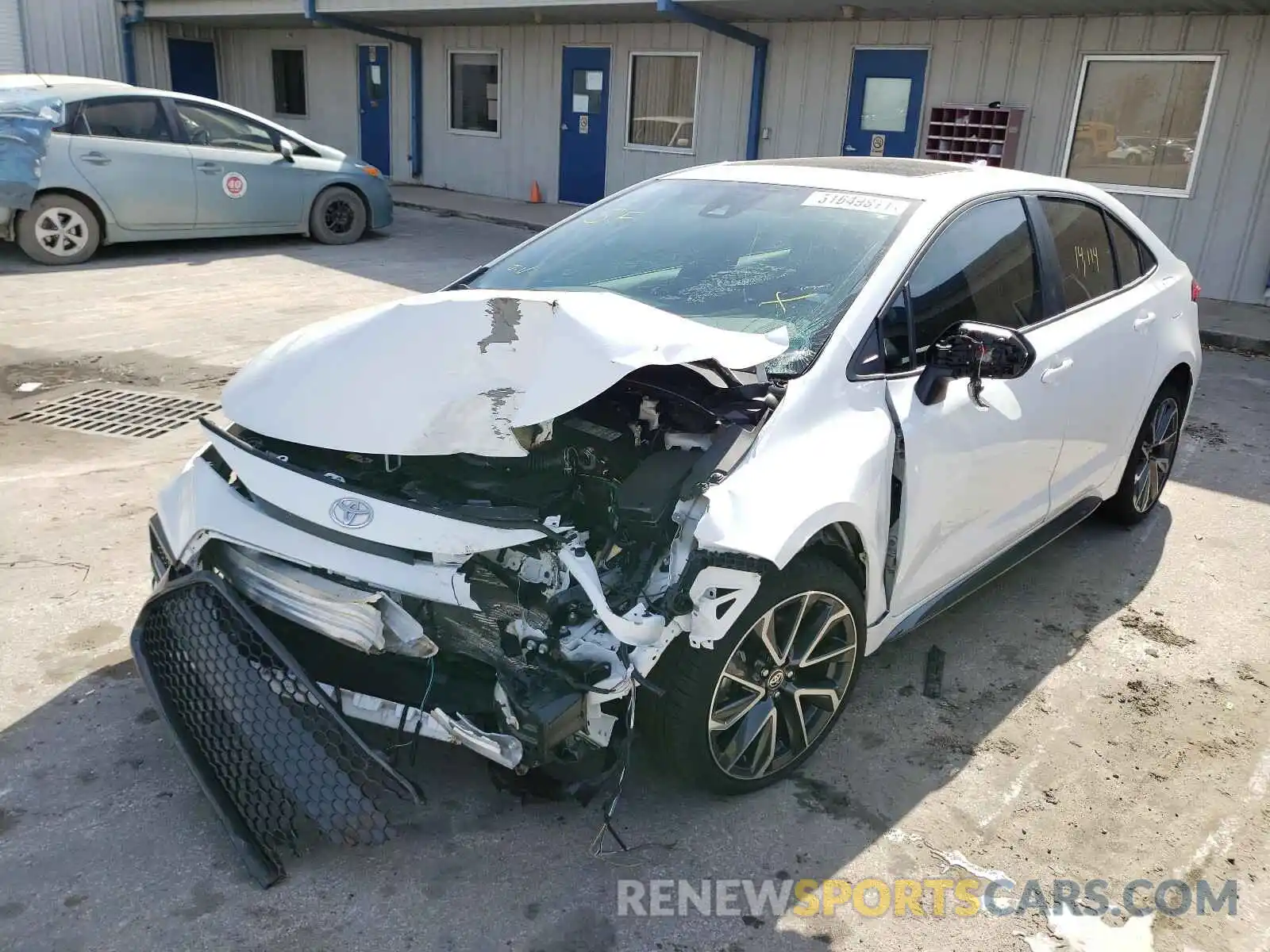2 Photograph of a damaged car 5YFP4RCE9LP023401 TOYOTA COROLLA 2020