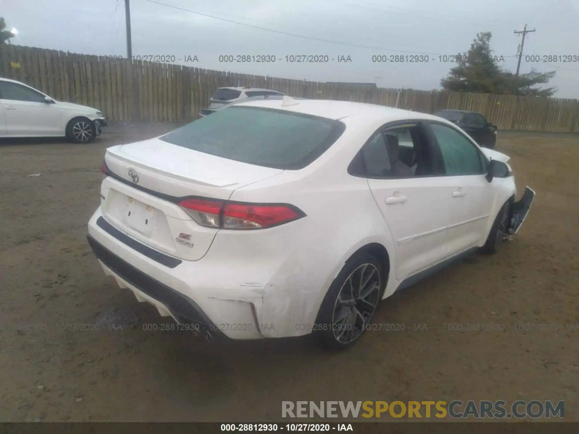 4 Photograph of a damaged car 5YFP4RCE9LP023897 TOYOTA COROLLA 2020