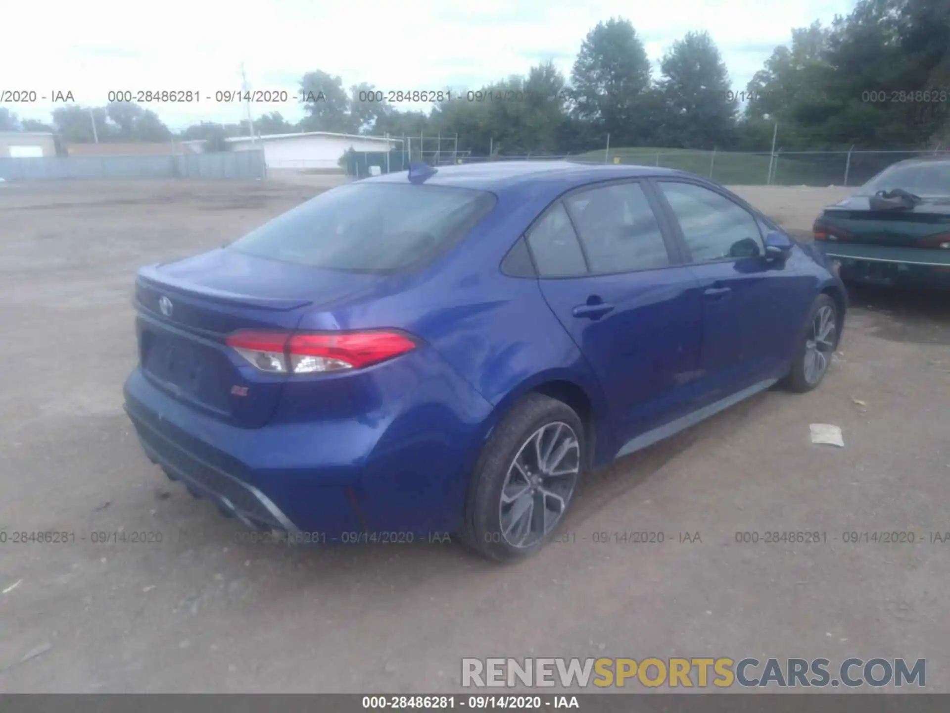 4 Photograph of a damaged car 5YFP4RCE9LP030770 TOYOTA COROLLA 2020