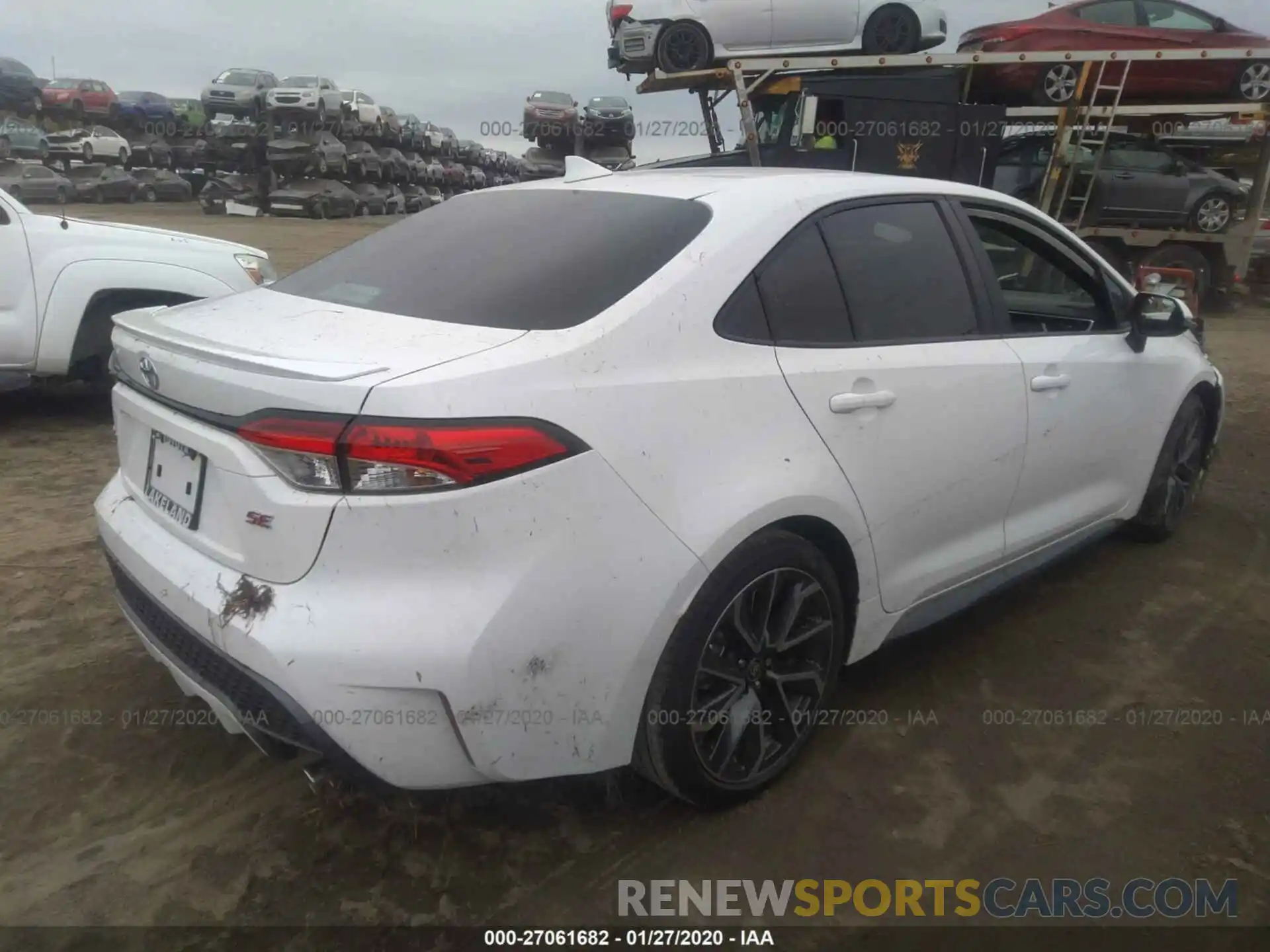 4 Photograph of a damaged car 5YFP4RCE9LP036312 TOYOTA COROLLA 2020