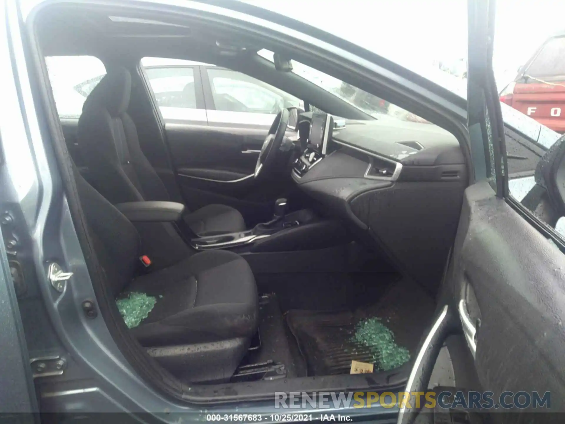 5 Photograph of a damaged car 5YFP4RCEXLP050154 TOYOTA COROLLA 2020