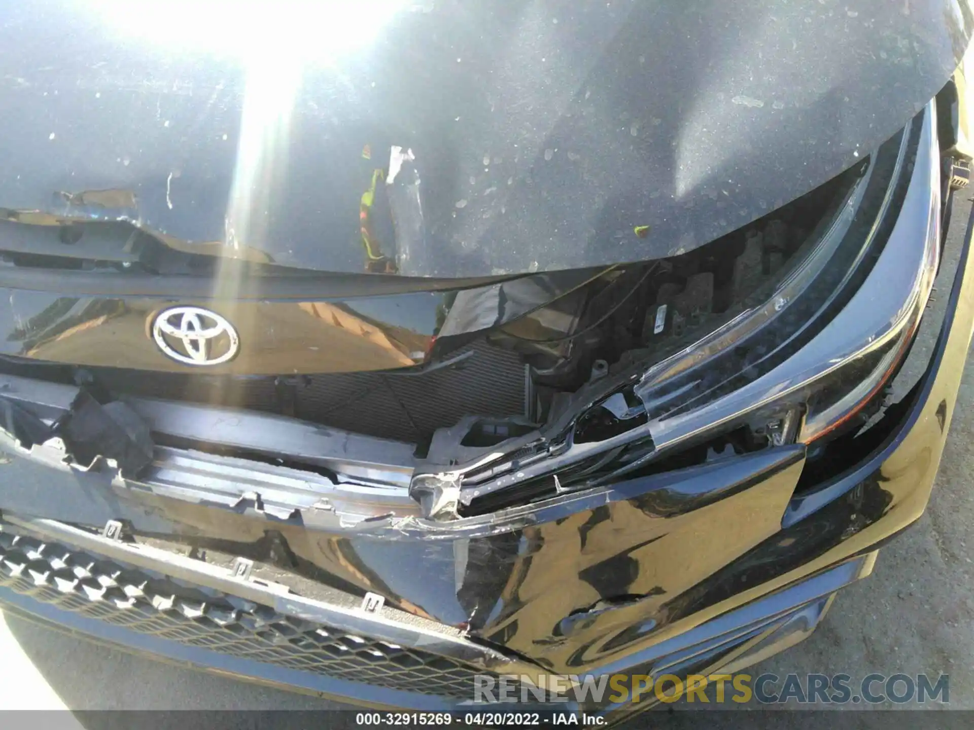 6 Photograph of a damaged car 5YFS4RCE0LP006531 TOYOTA COROLLA 2020