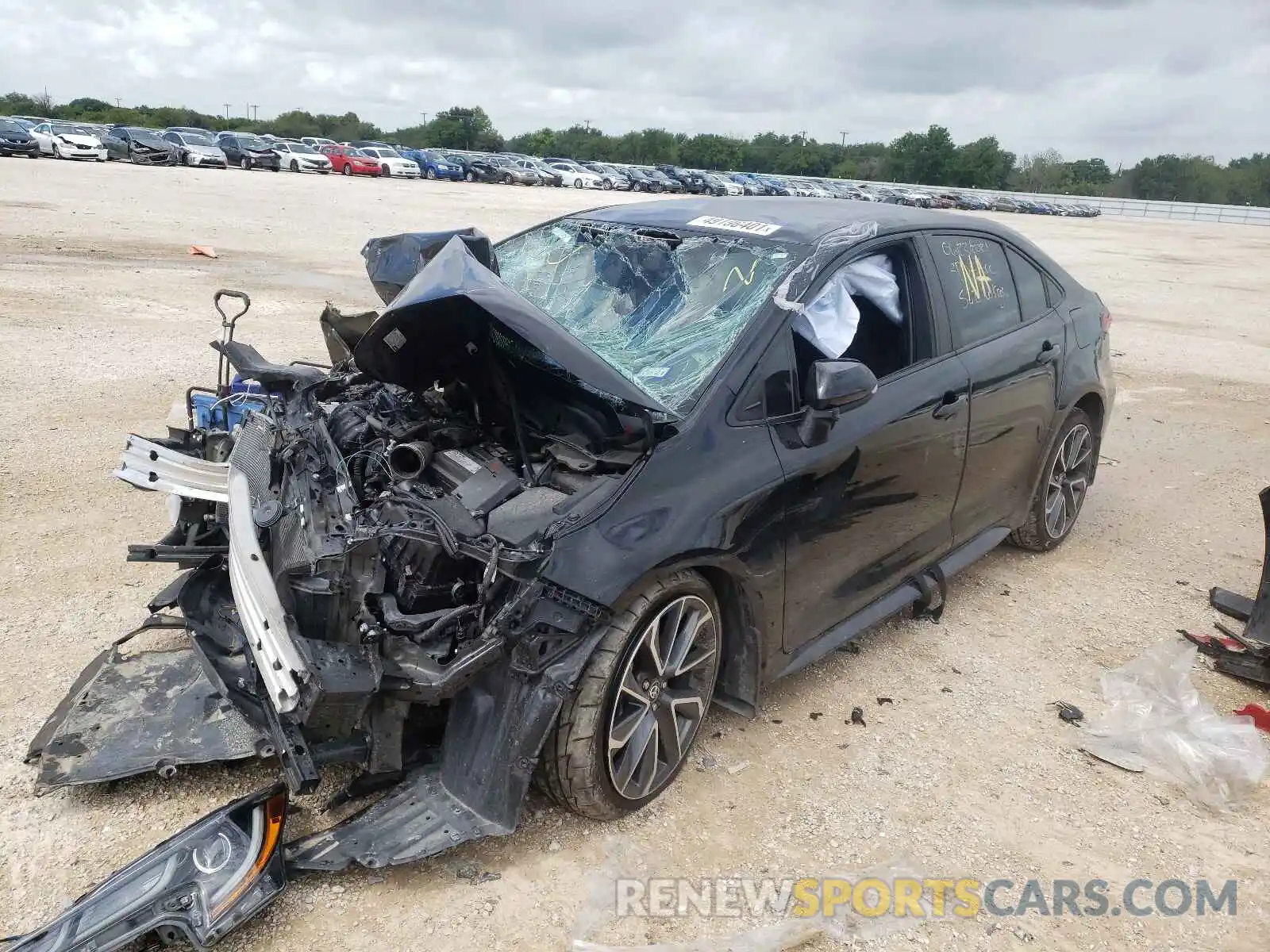 2 Photograph of a damaged car 5YFS4RCE0LP006979 TOYOTA COROLLA 2020