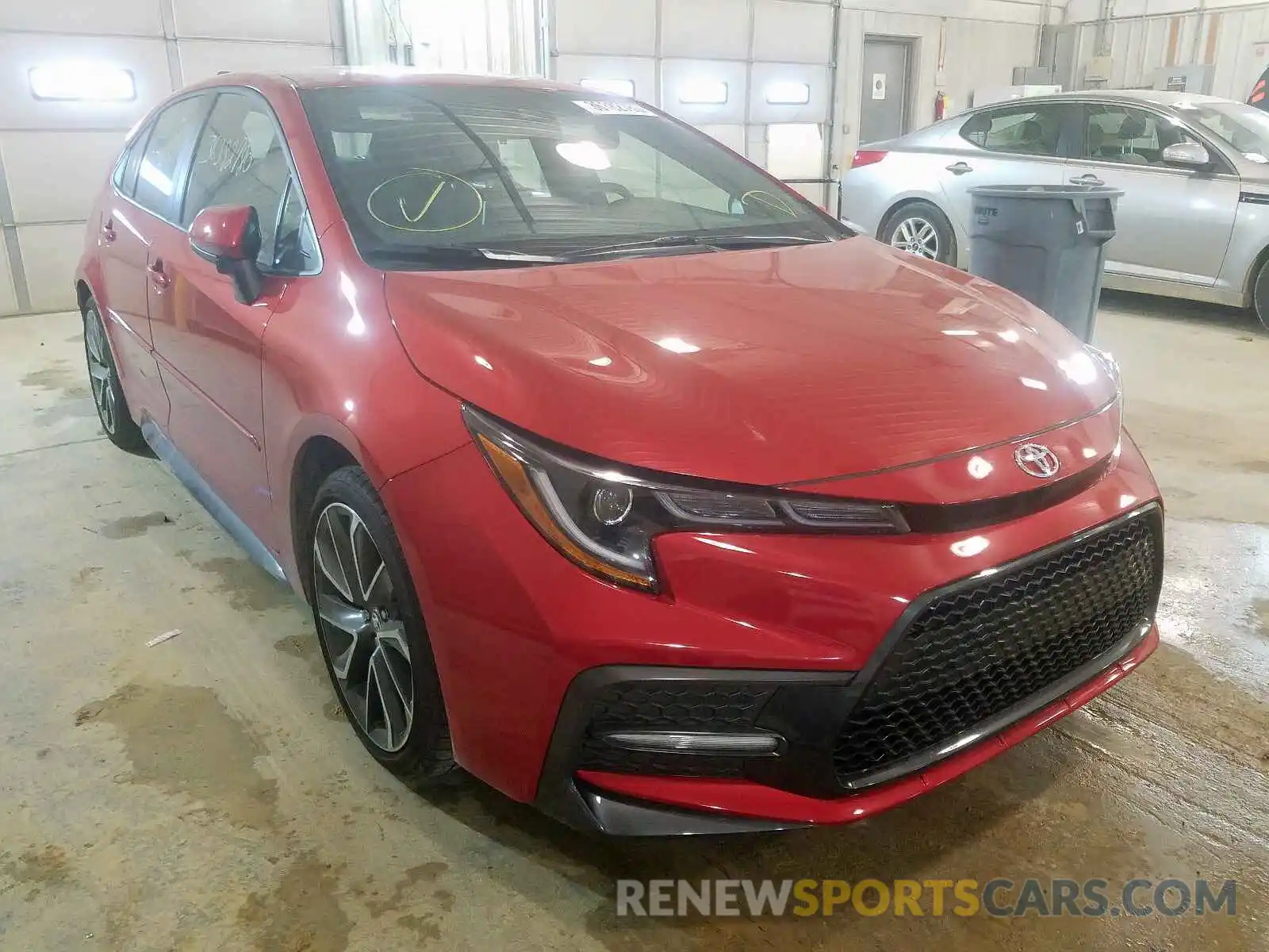 1 Photograph of a damaged car 5YFS4RCE0LP007758 TOYOTA COROLLA 2020