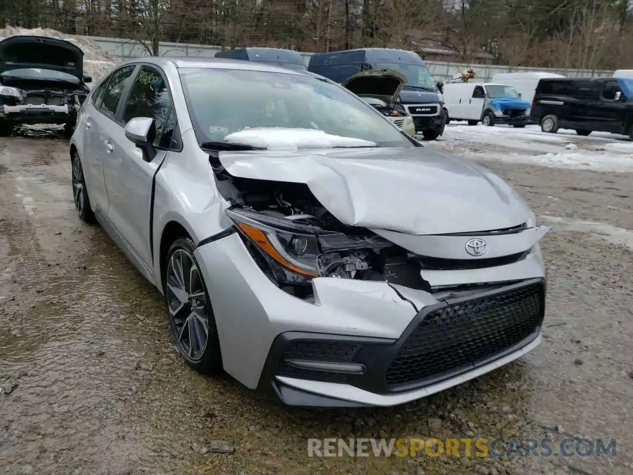 1 Photograph of a damaged car 5YFS4RCE0LP007940 TOYOTA COROLLA 2020