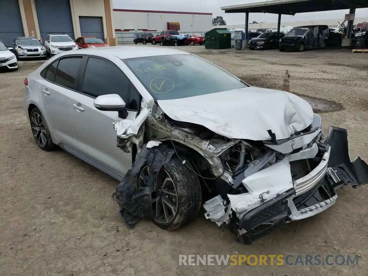 1 Photograph of a damaged car 5YFS4RCE0LP011759 TOYOTA COROLLA 2020