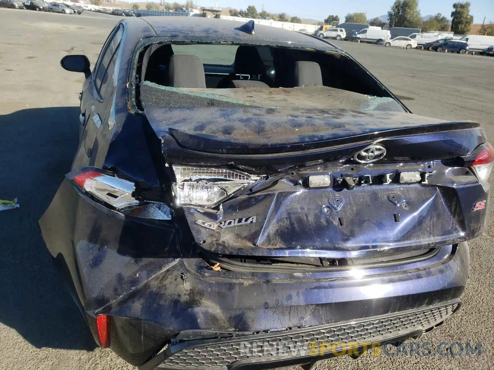 9 Photograph of a damaged car 5YFS4RCE0LP012068 TOYOTA COROLLA 2020