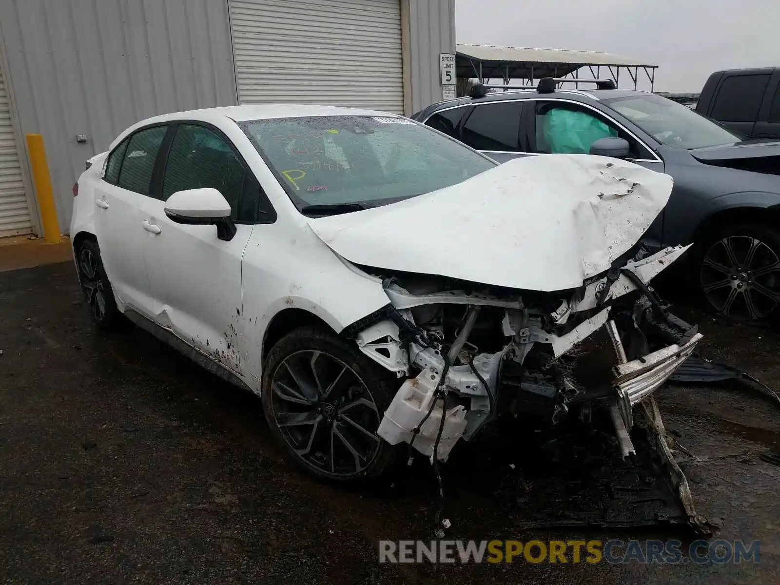 1 Photograph of a damaged car 5YFS4RCE0LP014421 TOYOTA COROLLA 2020