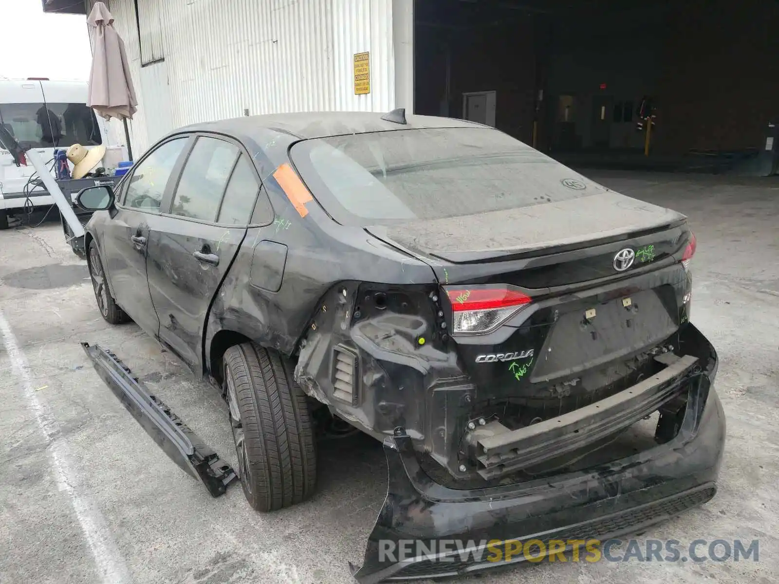 3 Photograph of a damaged car 5YFS4RCE0LP014466 TOYOTA COROLLA 2020