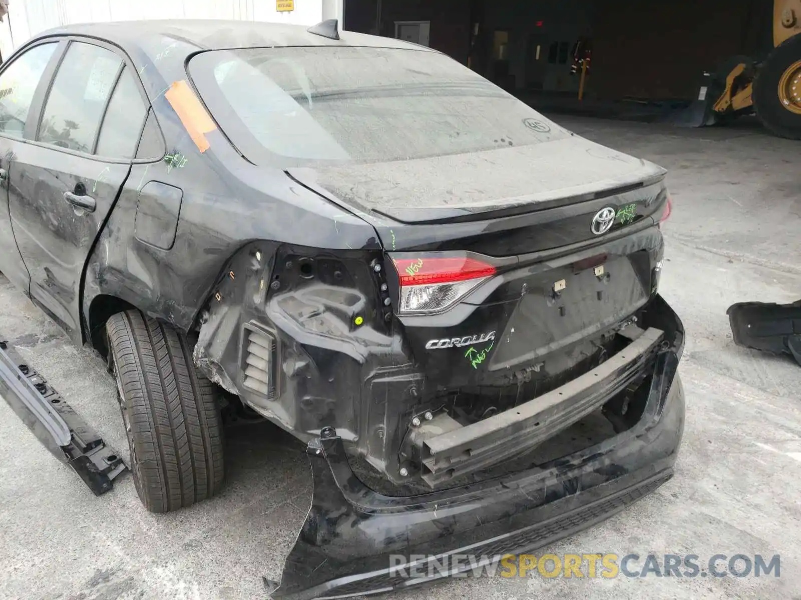 9 Photograph of a damaged car 5YFS4RCE0LP014466 TOYOTA COROLLA 2020