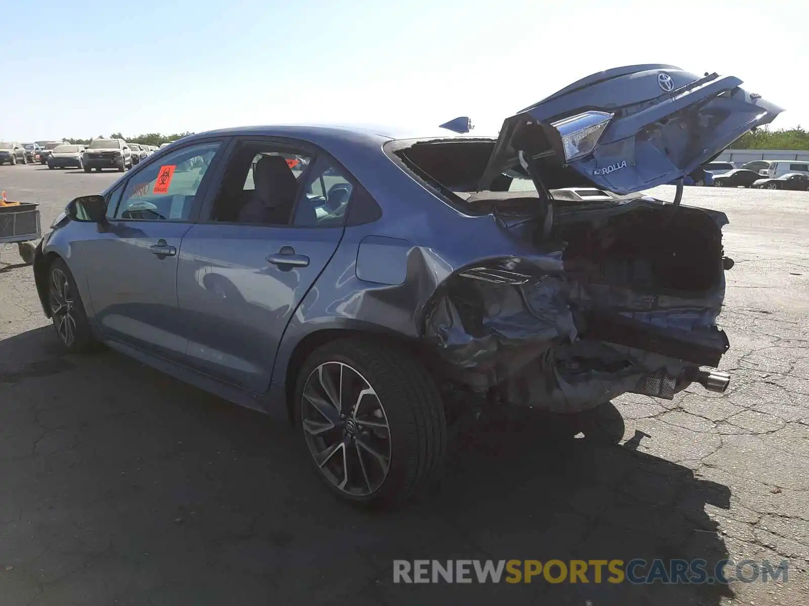 3 Photograph of a damaged car 5YFS4RCE0LP015326 TOYOTA COROLLA 2020