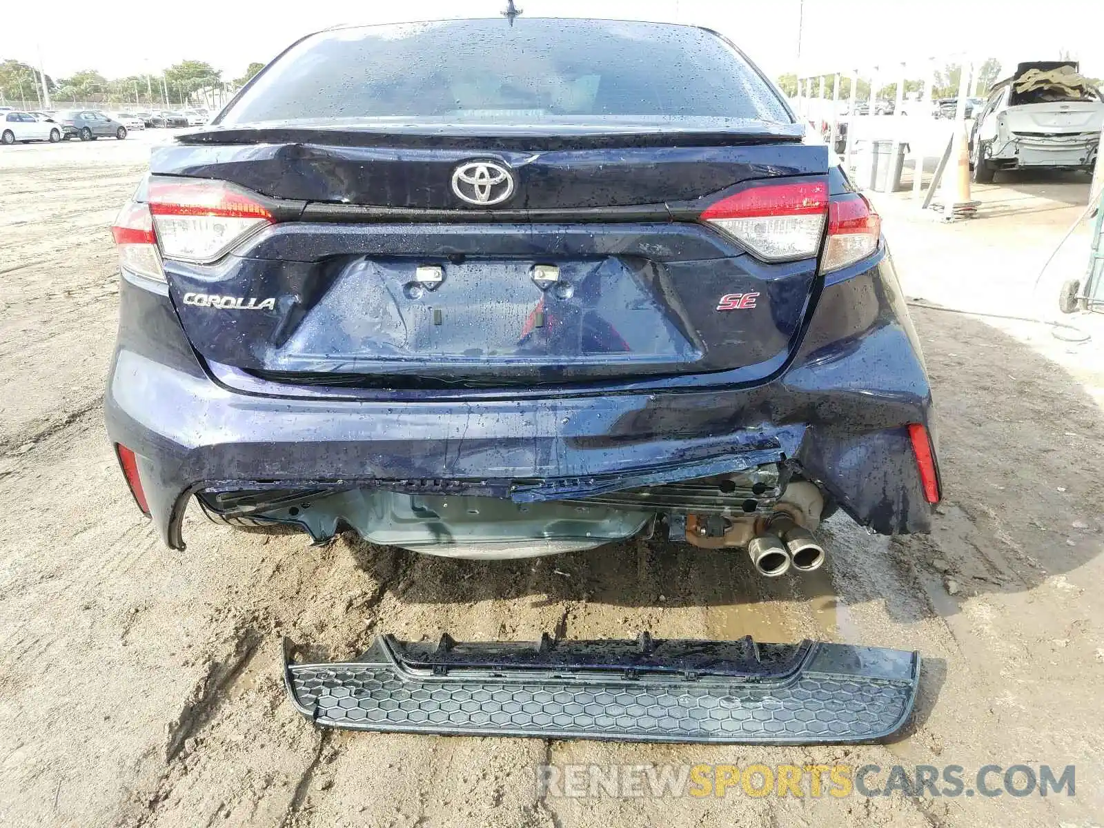 9 Photograph of a damaged car 5YFS4RCE0LP017156 TOYOTA COROLLA 2020