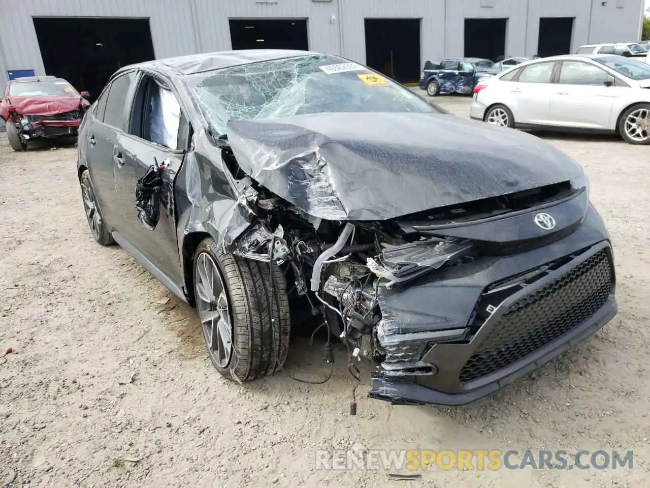 1 Photograph of a damaged car 5YFS4RCE0LP017271 TOYOTA COROLLA 2020