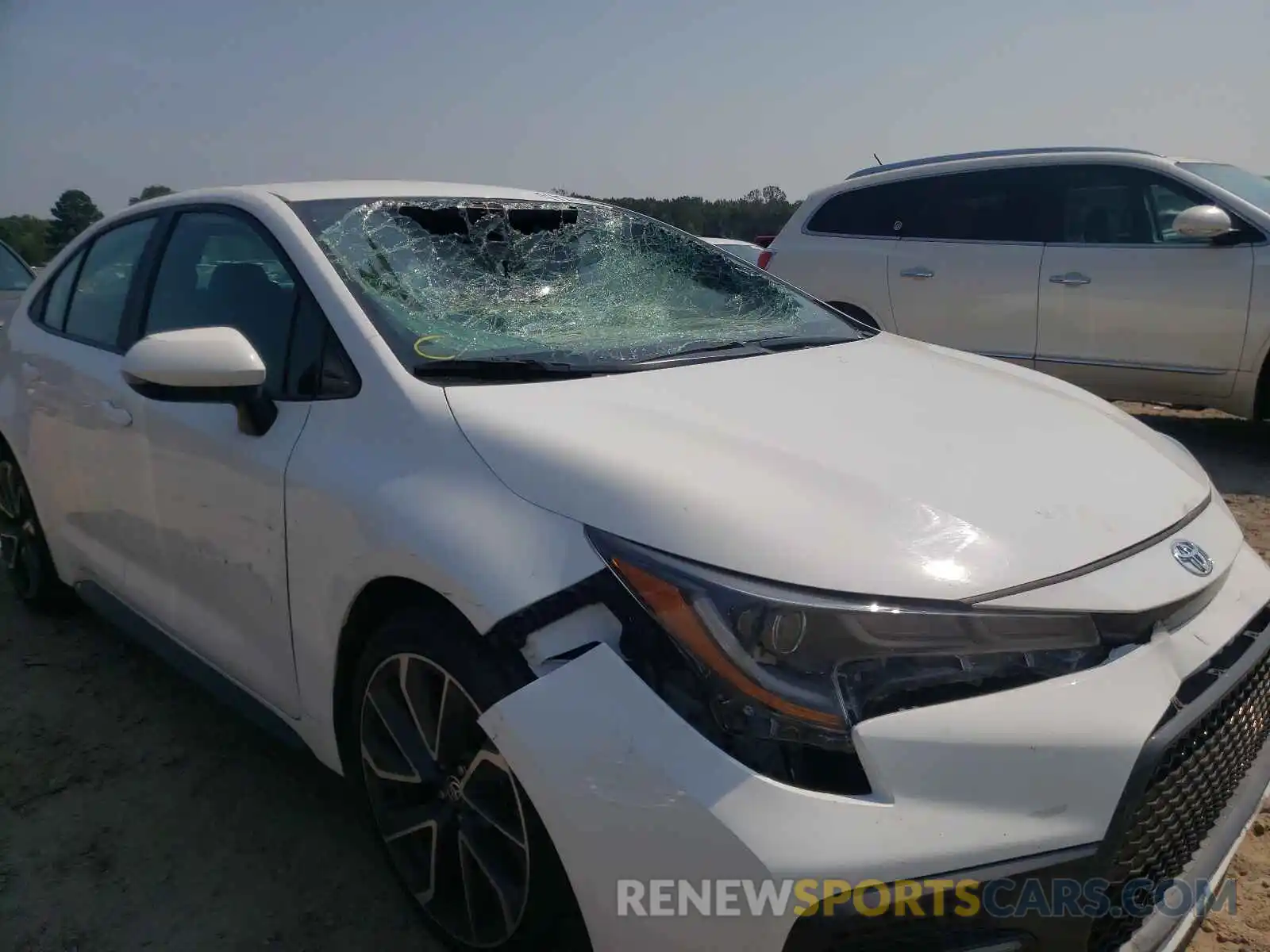 9 Photograph of a damaged car 5YFS4RCE0LP023071 TOYOTA COROLLA 2020