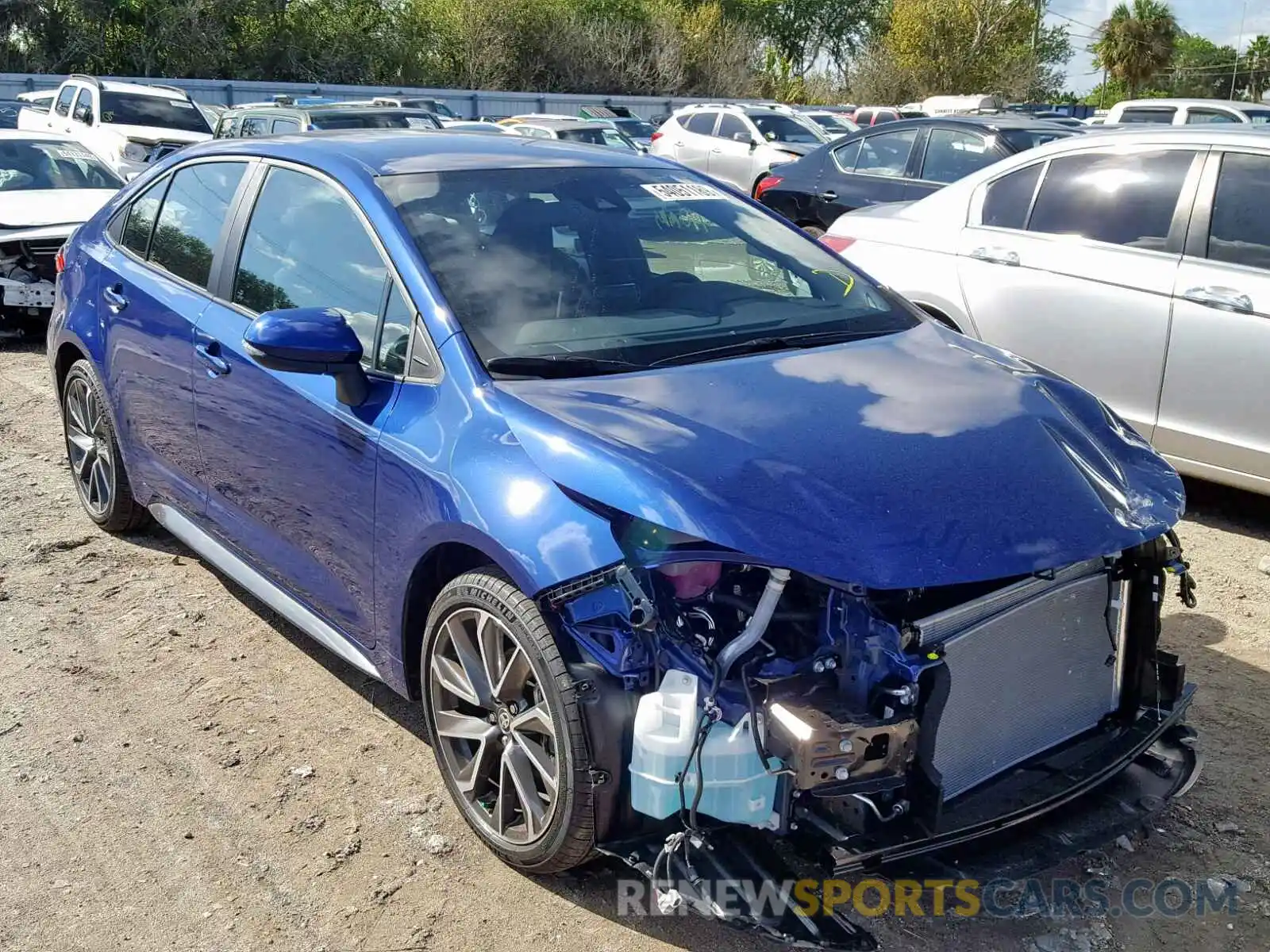 1 Photograph of a damaged car 5YFS4RCE0LP025323 TOYOTA COROLLA 2020