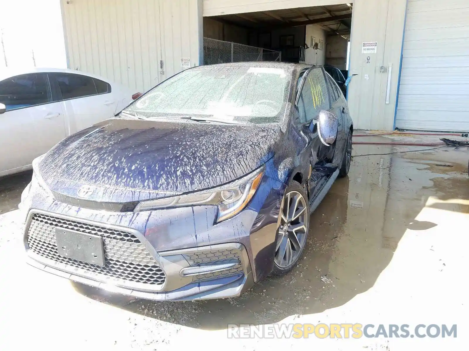 2 Photograph of a damaged car 5YFS4RCE0LP028156 TOYOTA COROLLA 2020