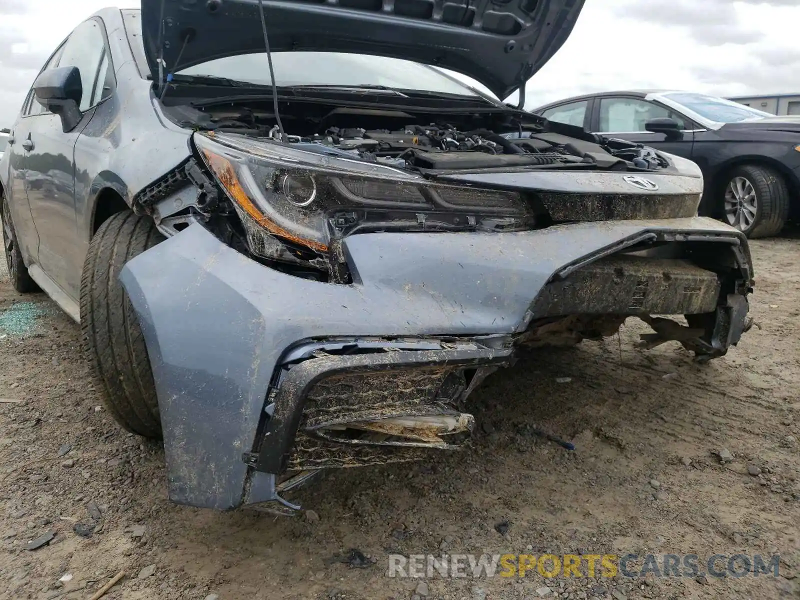 9 Photograph of a damaged car 5YFS4RCE0LP028402 TOYOTA COROLLA 2020