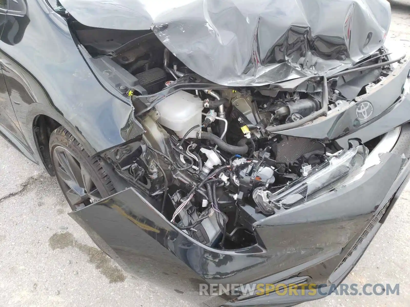 9 Photograph of a damaged car 5YFS4RCE0LP030148 TOYOTA COROLLA 2020