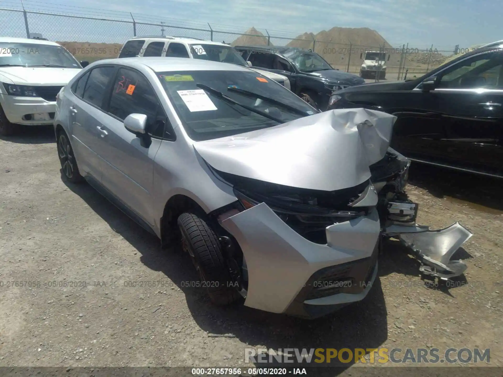 1 Photograph of a damaged car 5YFS4RCE0LP030683 TOYOTA COROLLA 2020