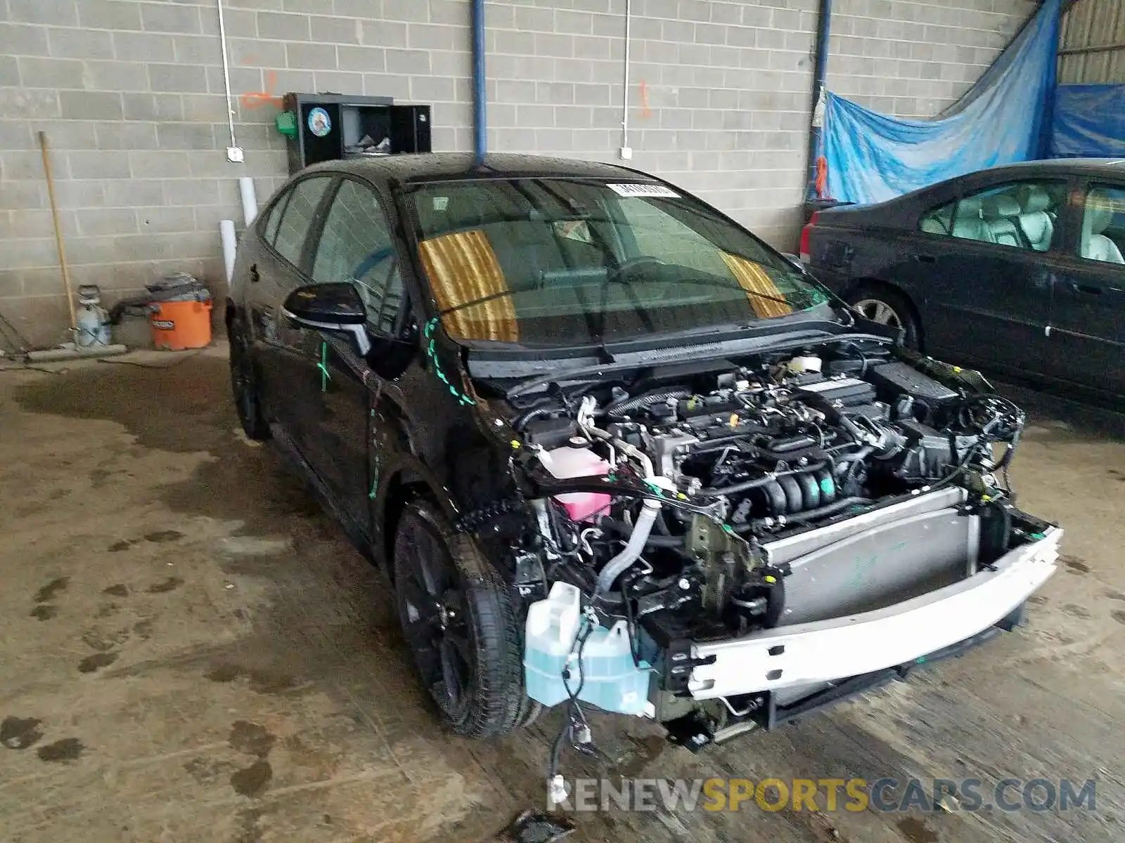 1 Photograph of a damaged car 5YFS4RCE0LP030926 TOYOTA COROLLA 2020