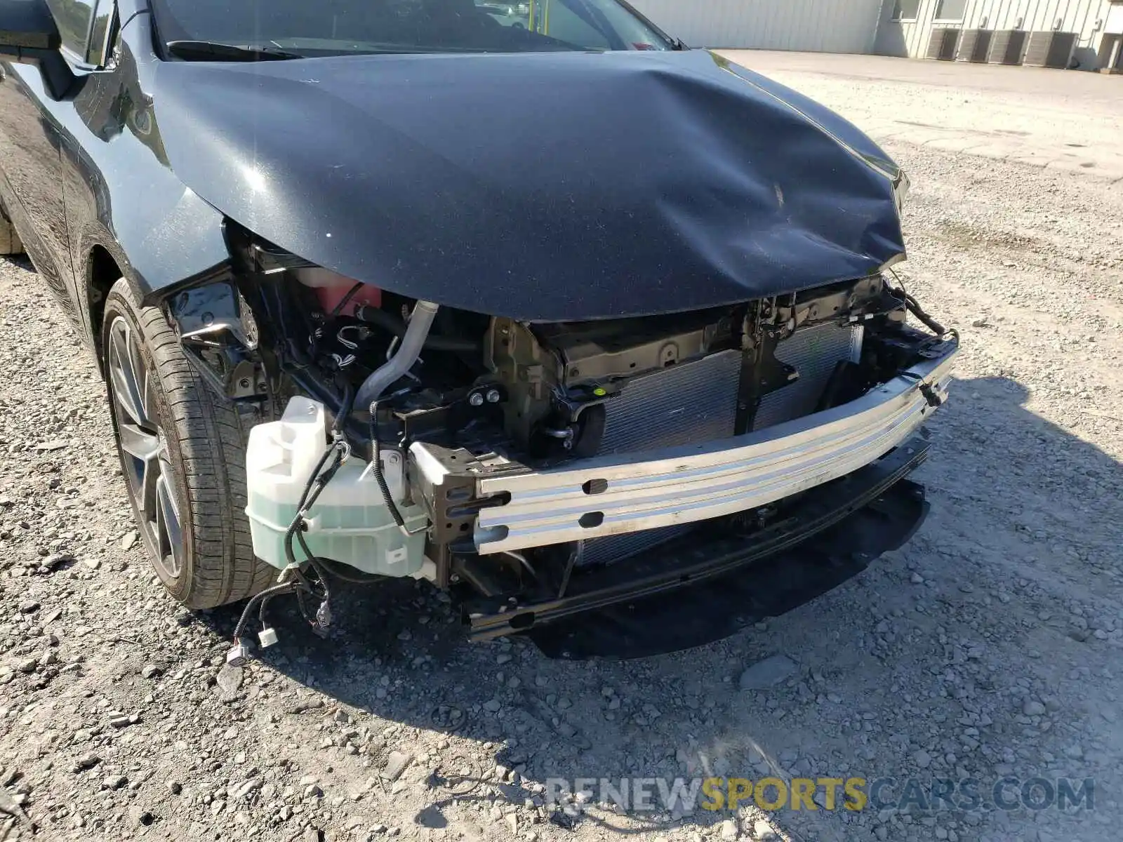 9 Photograph of a damaged car 5YFS4RCE0LP031333 TOYOTA COROLLA 2020