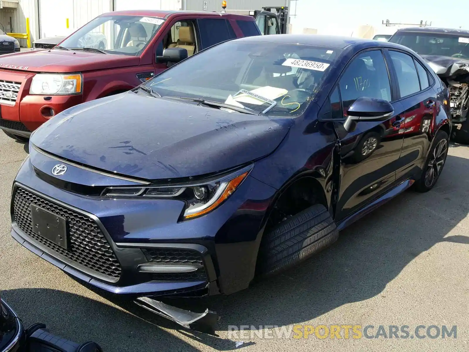 2 Photograph of a damaged car 5YFS4RCE0LP033468 TOYOTA COROLLA 2020