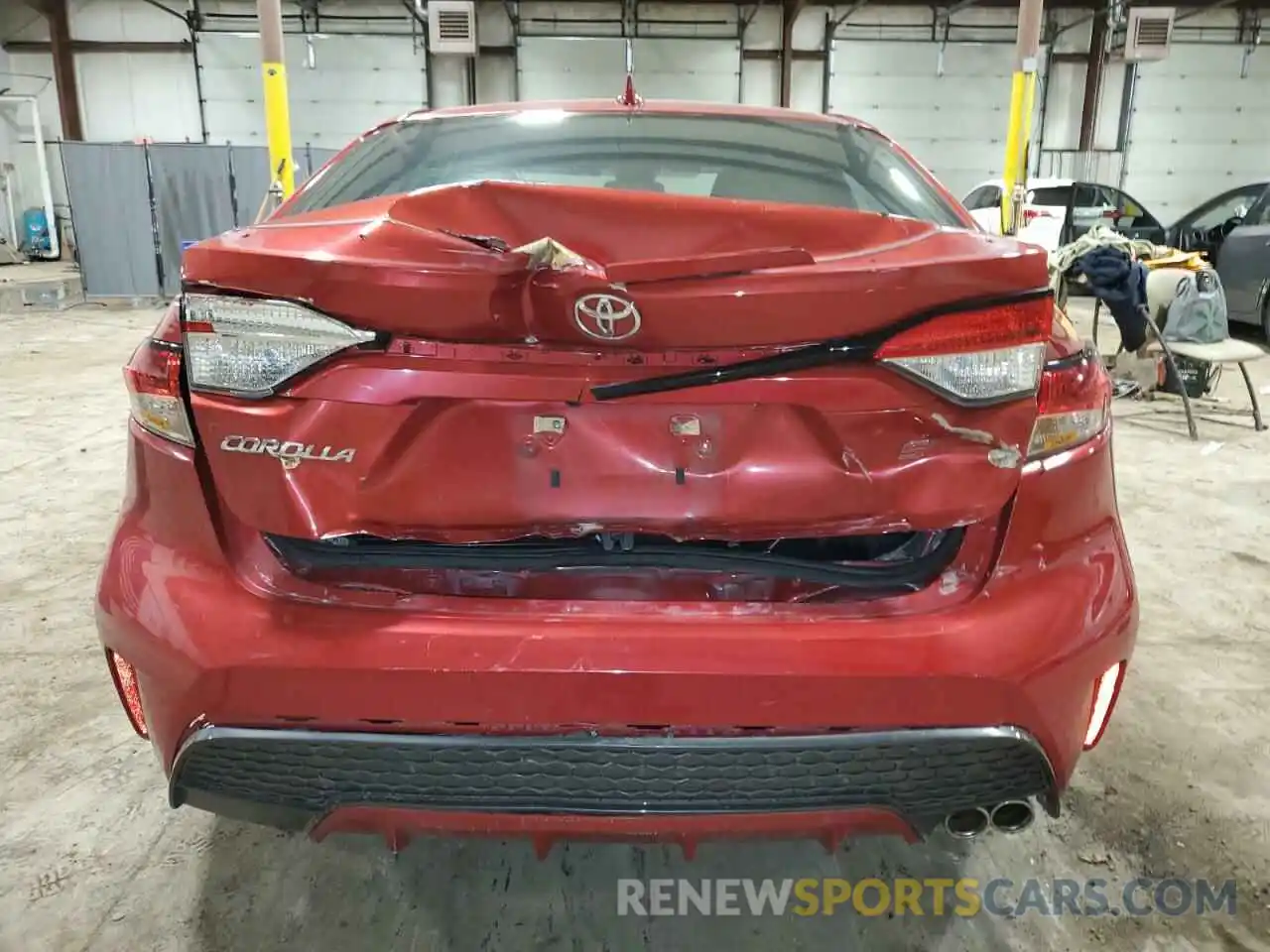 6 Photograph of a damaged car 5YFS4RCE0LP034894 TOYOTA COROLLA 2020