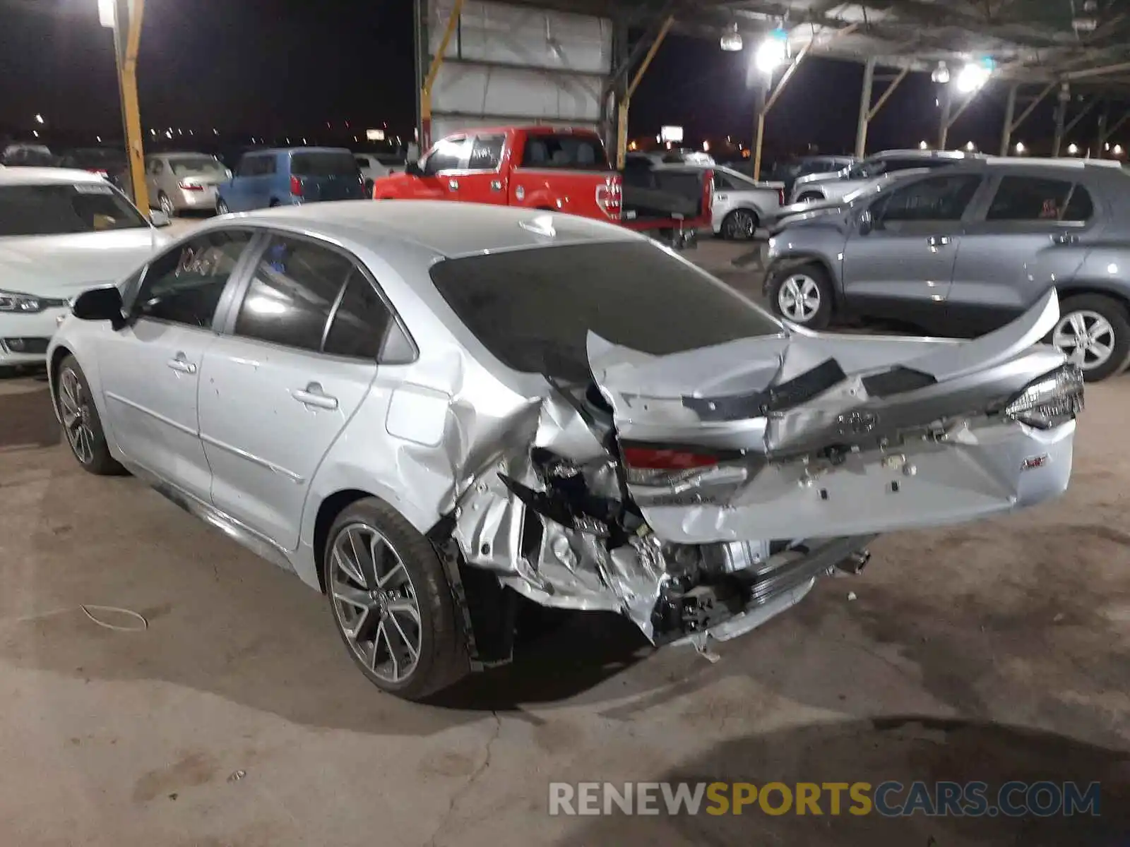 3 Photograph of a damaged car 5YFS4RCE0LP035530 TOYOTA COROLLA 2020