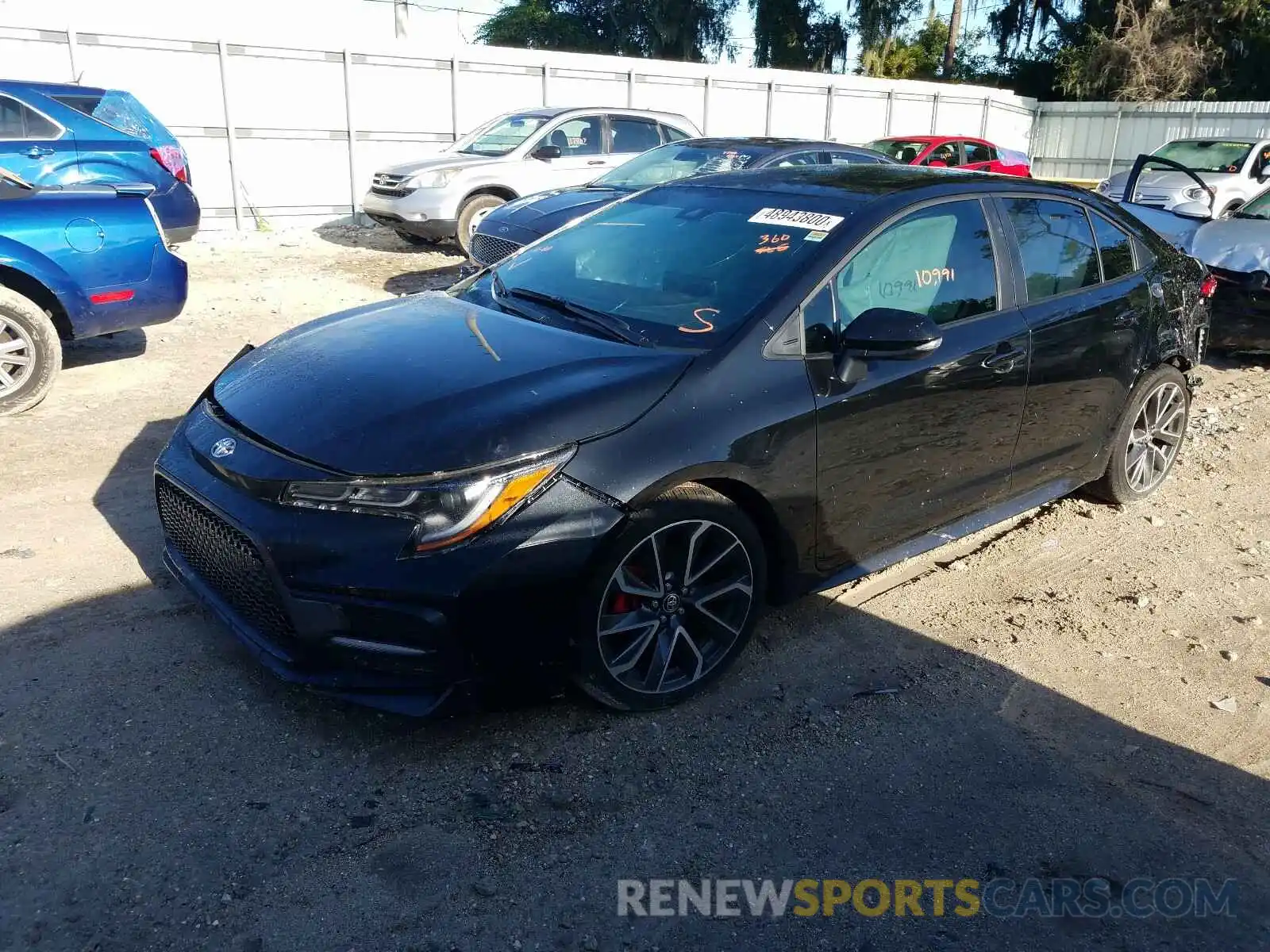 2 Photograph of a damaged car 5YFS4RCE0LP038900 TOYOTA COROLLA 2020