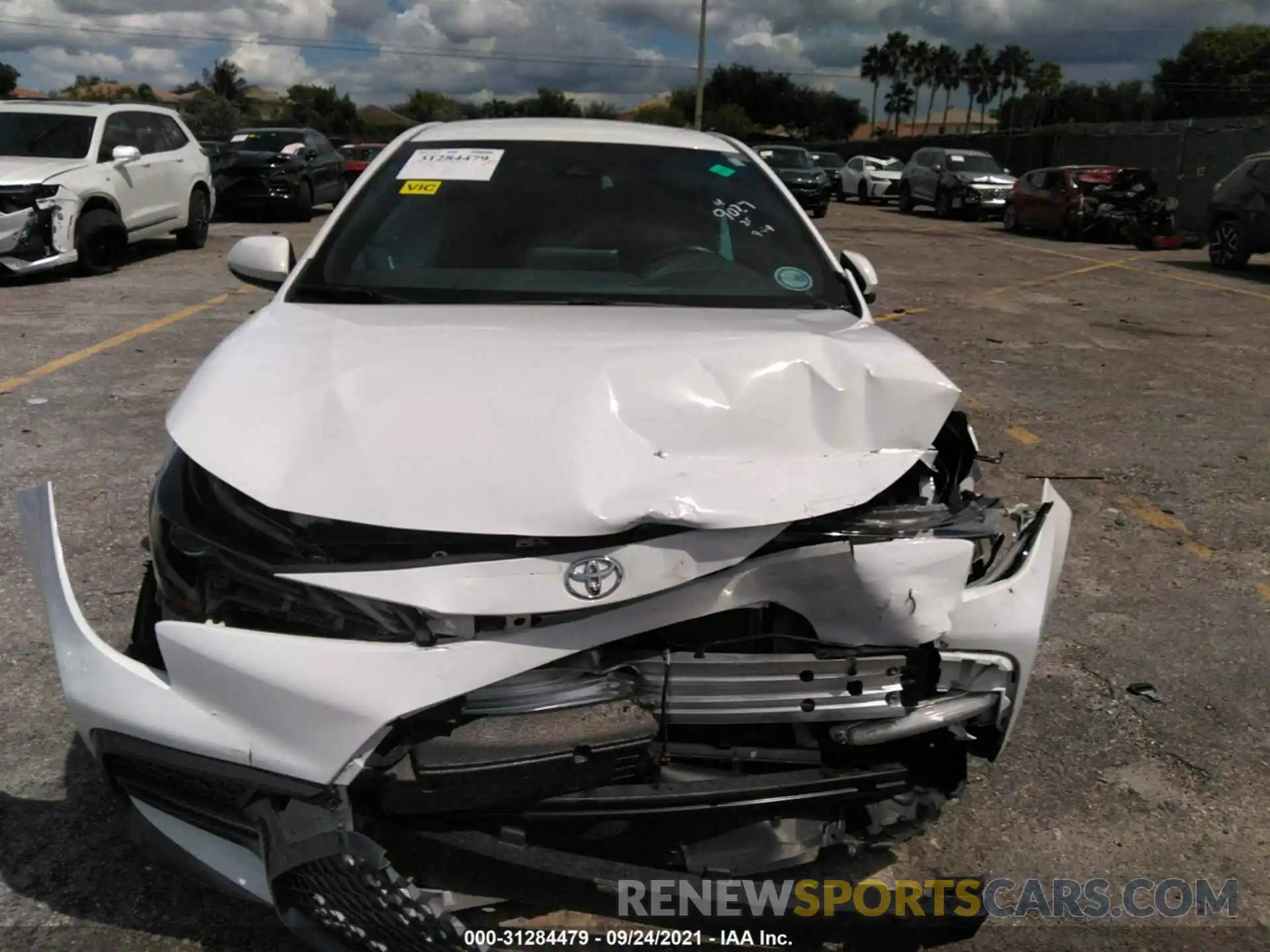 6 Photograph of a damaged car 5YFS4RCE0LP039027 TOYOTA COROLLA 2020