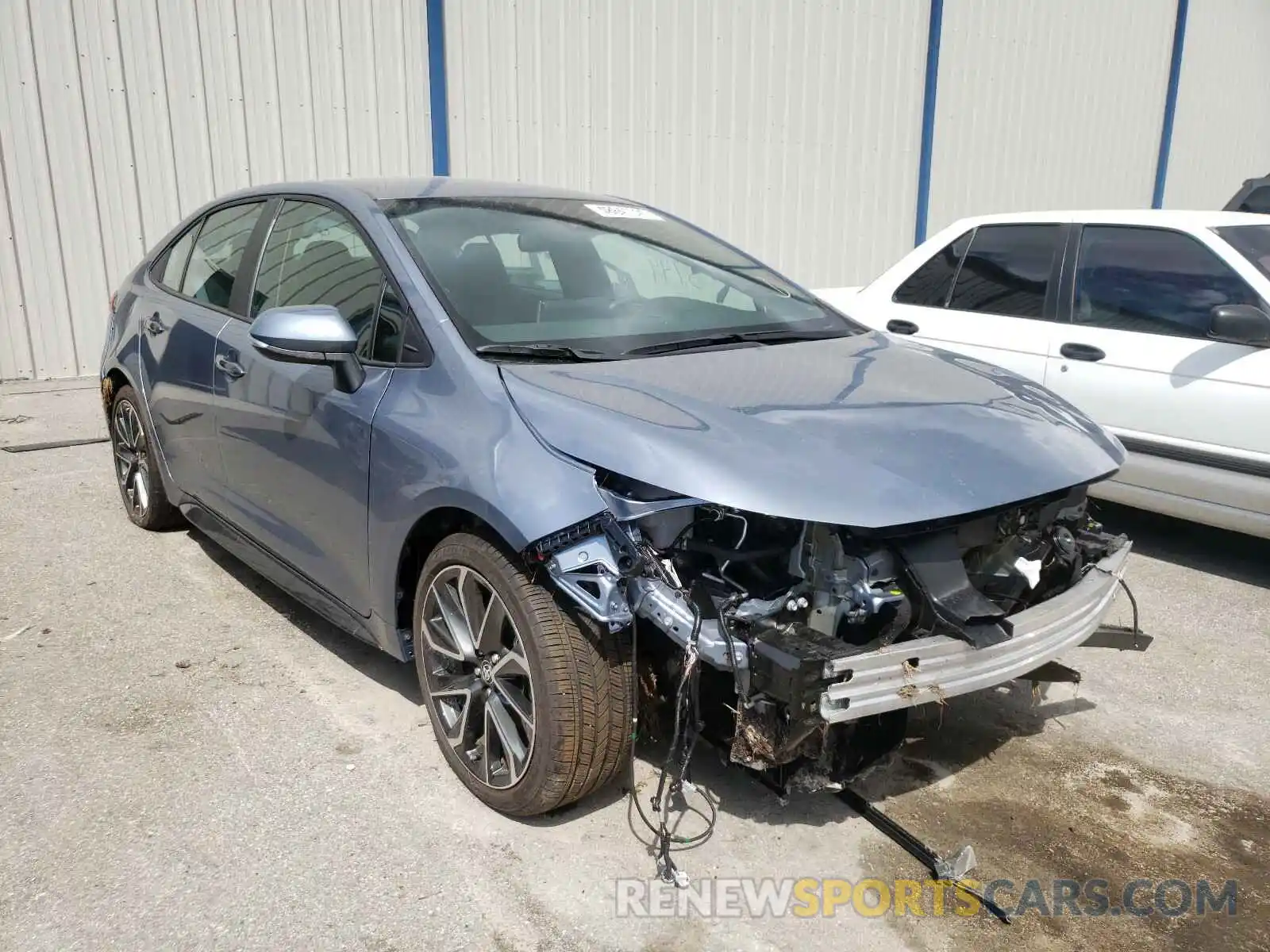 1 Photograph of a damaged car 5YFS4RCE0LP040355 TOYOTA COROLLA 2020