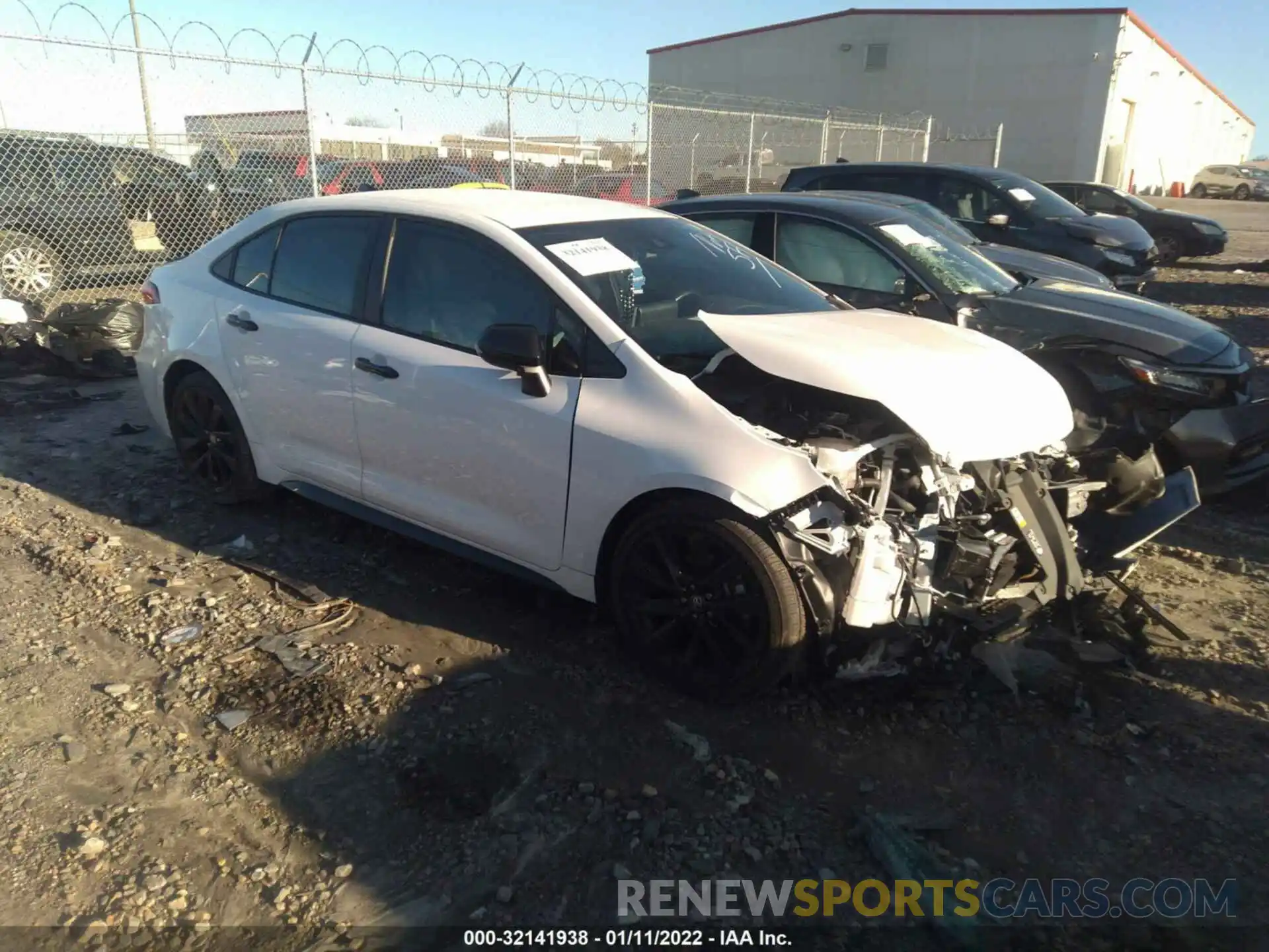 1 Photograph of a damaged car 5YFS4RCE0LP042056 TOYOTA COROLLA 2020