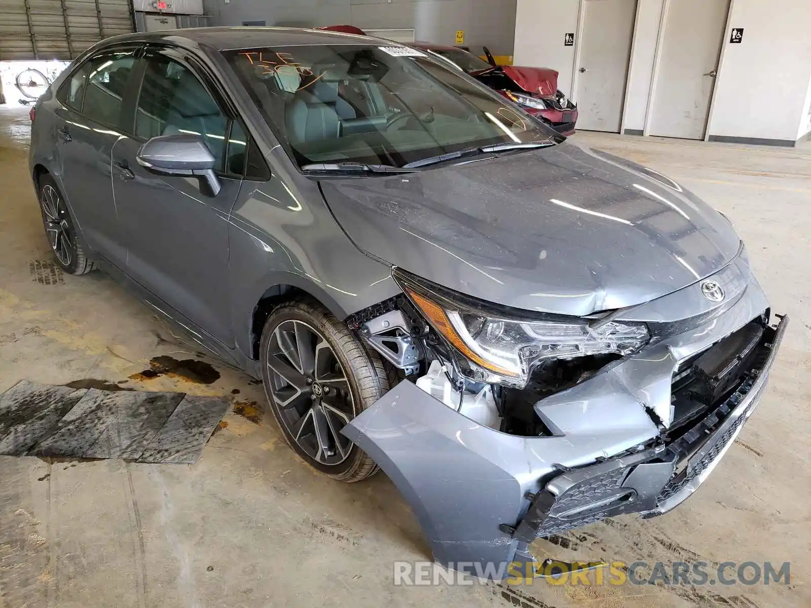 9 Photograph of a damaged car 5YFS4RCE0LP043174 TOYOTA COROLLA 2020