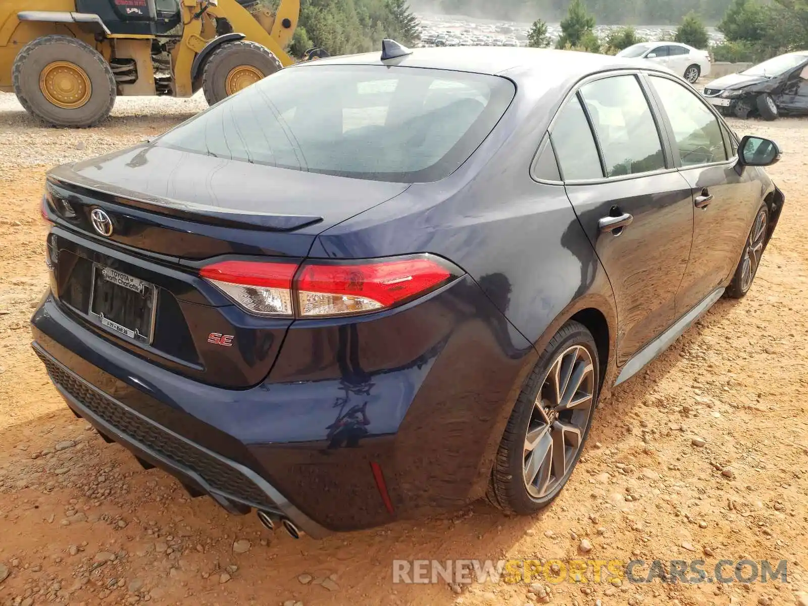 4 Photograph of a damaged car 5YFS4RCE0LP043417 TOYOTA COROLLA 2020