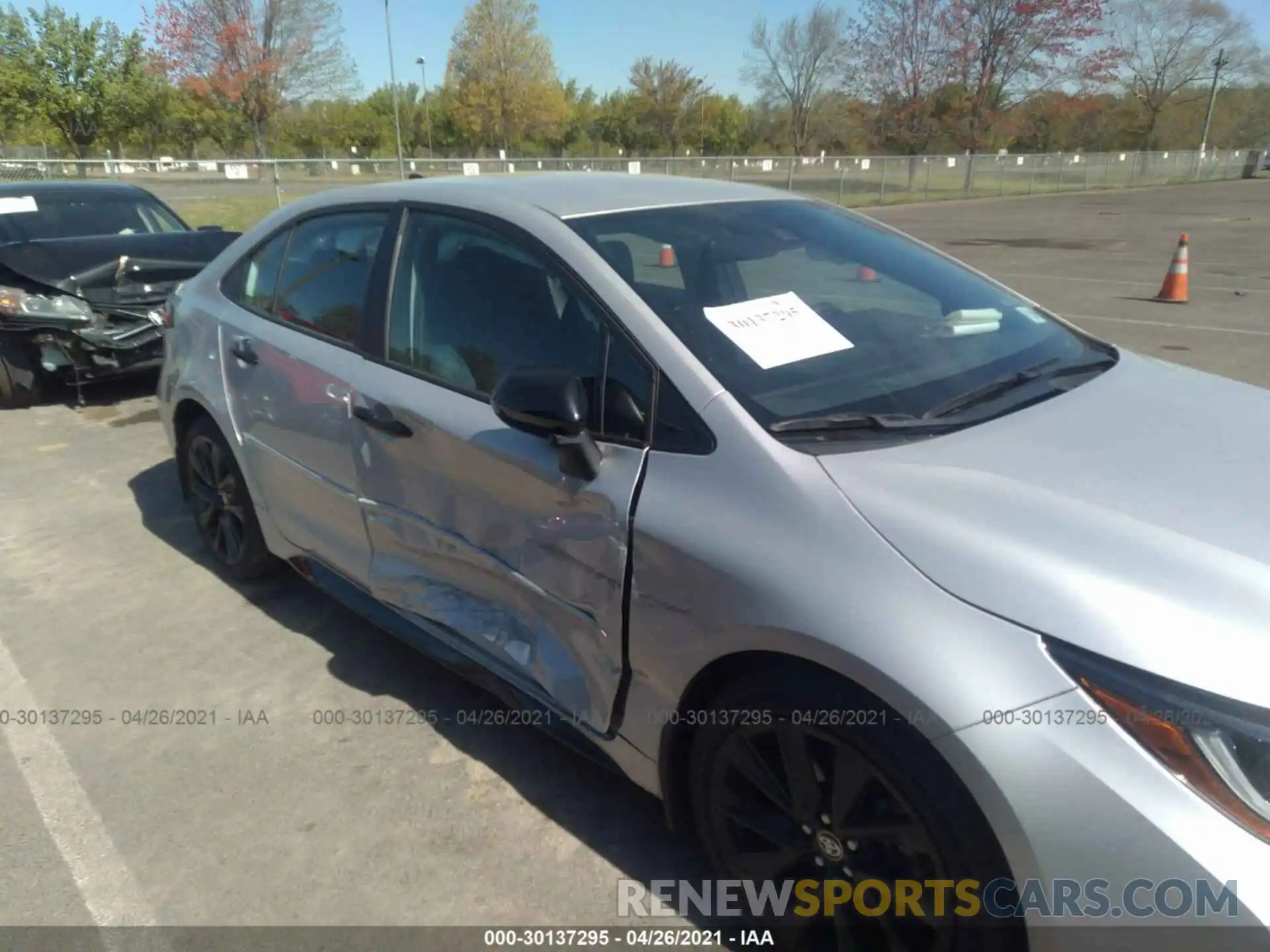 6 Photograph of a damaged car 5YFS4RCE0LP044129 TOYOTA COROLLA 2020