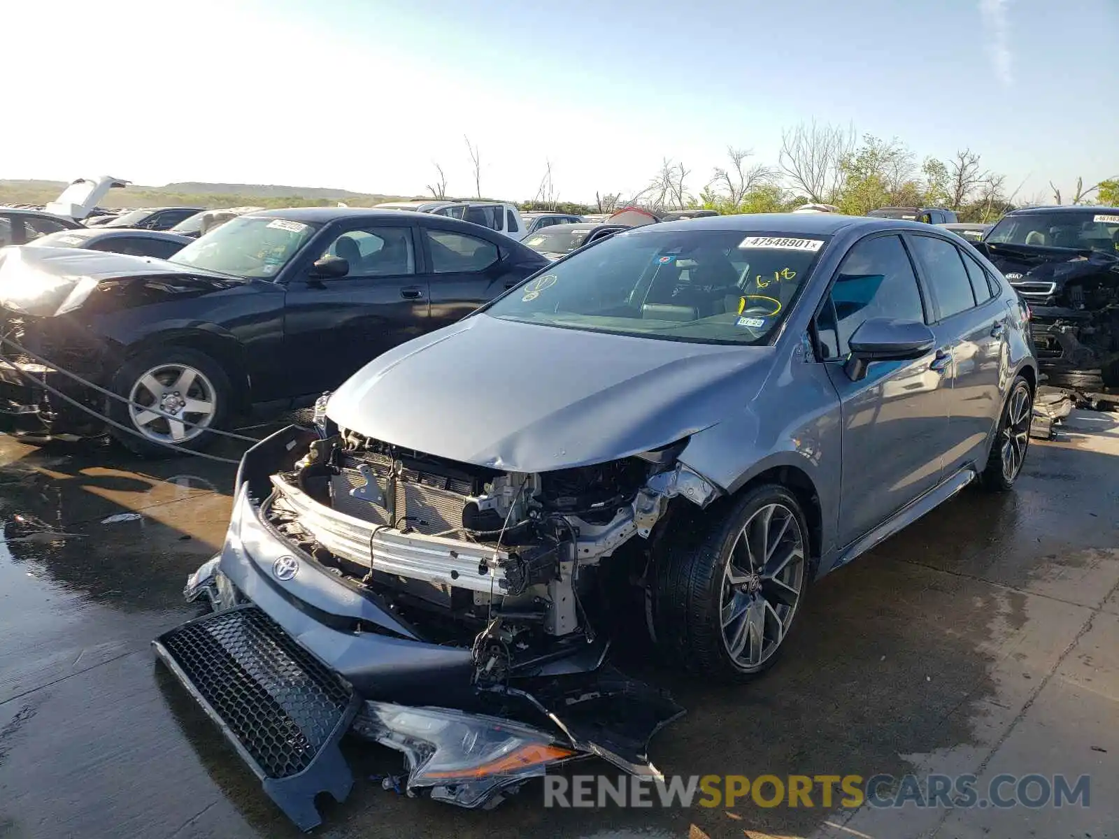 2 Photograph of a damaged car 5YFS4RCE0LP044308 TOYOTA COROLLA 2020